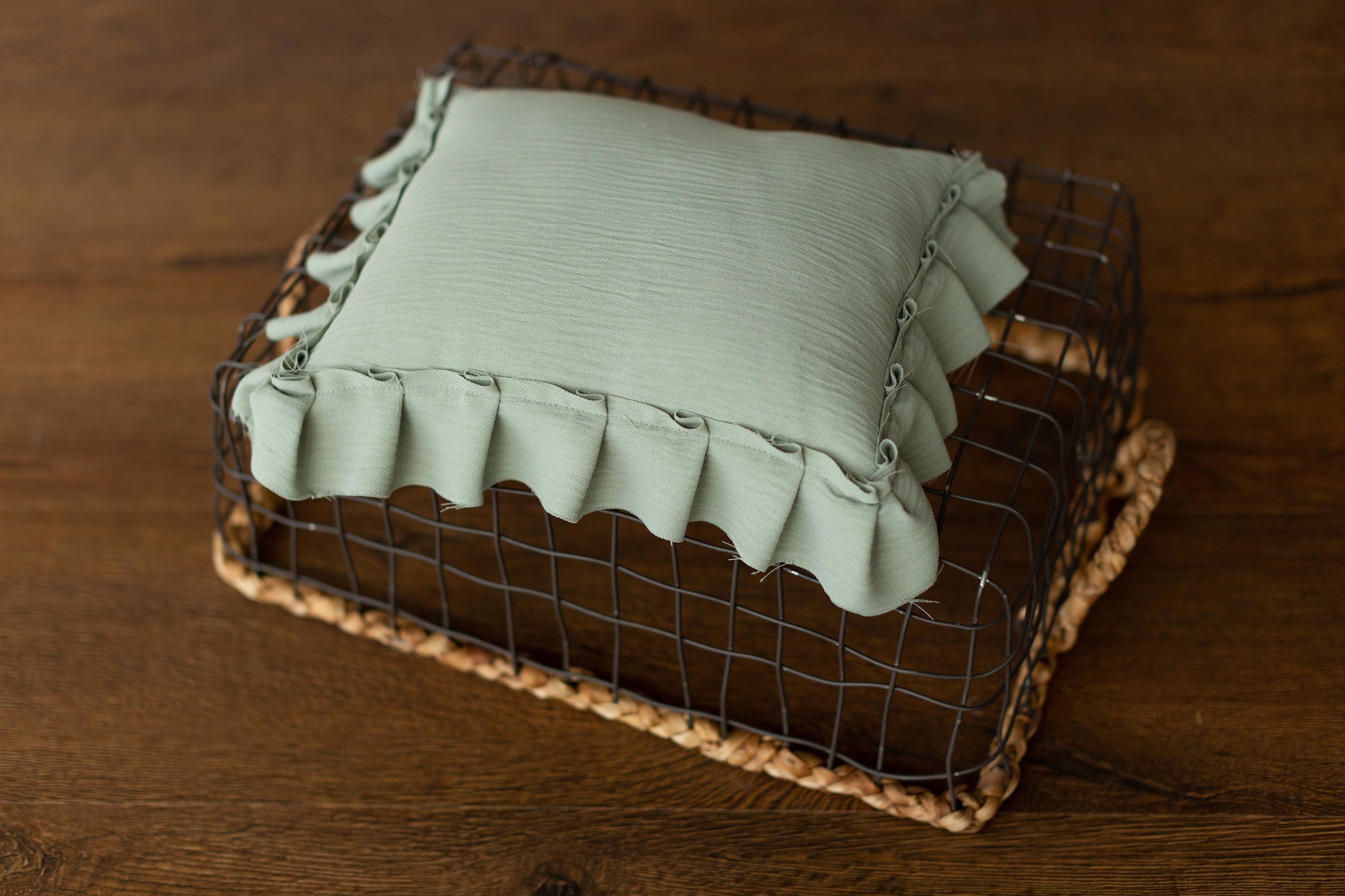 Newborn Photo Pillow Ruffles in Boho Style, Newborn Large Pillow Photography Props, Newborn Posing Pillow Photo, Newborn Photography Prop