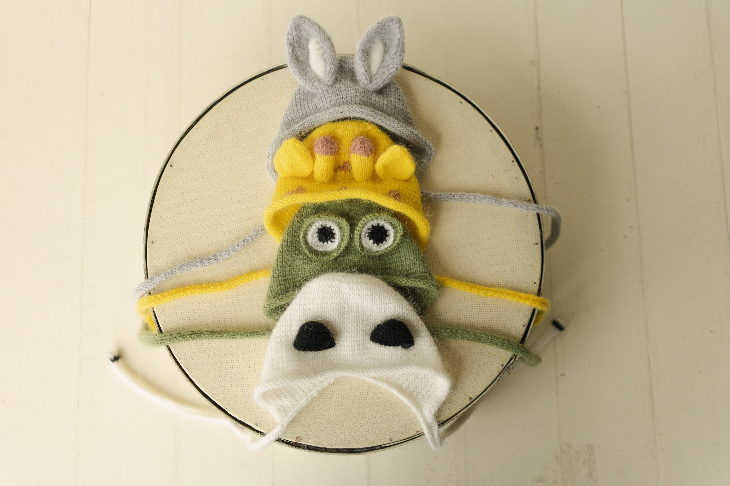 Newborn Animal Hat with Toy, Newborn Knitted Outfit, Newborn Animal Outfit, Newborn Photography Props, Newborn Giraffe Outfit, Newborn Panda