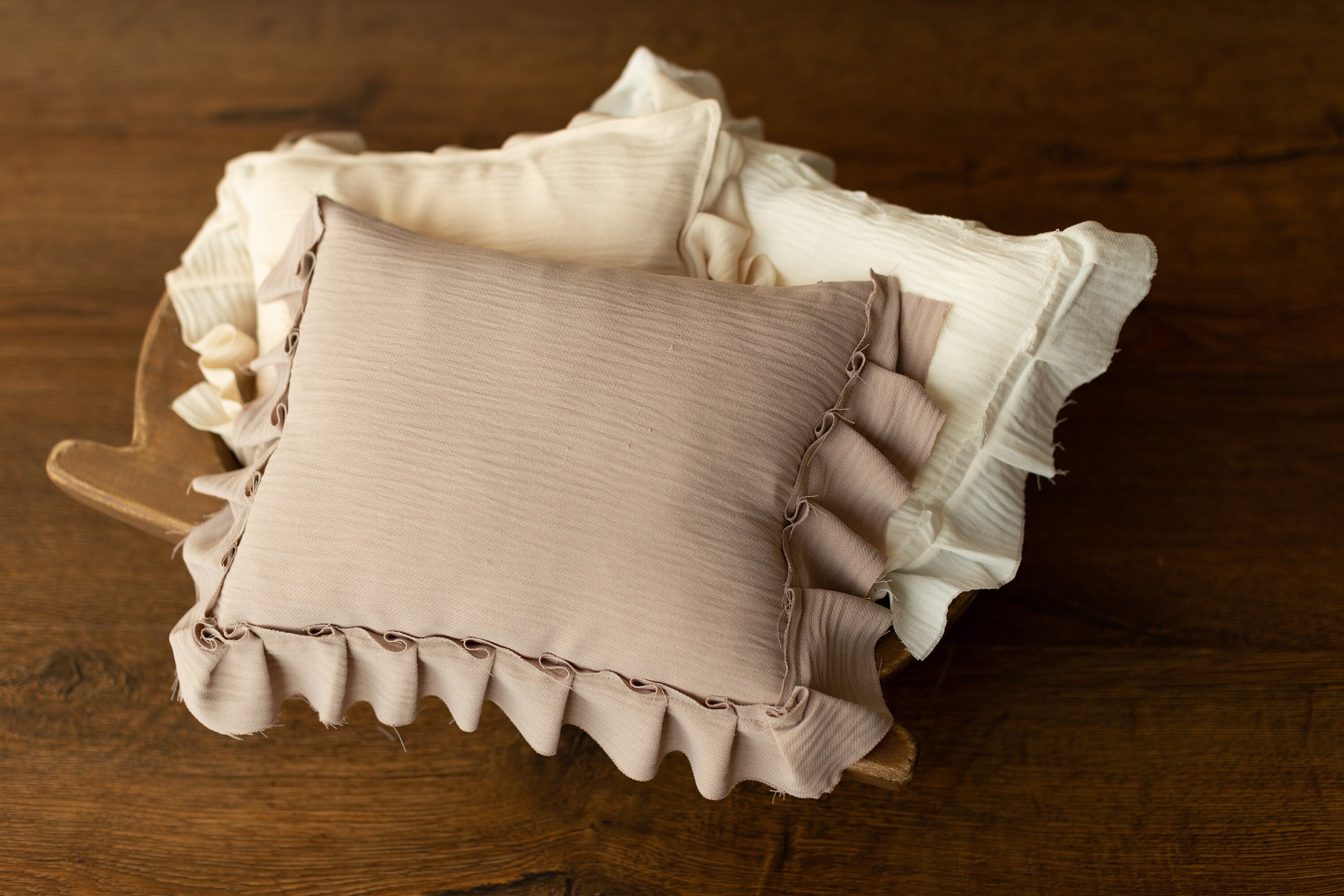Newborn Photo Pillow Ruffles in Boho Style, Newborn Large Pillow Photography Props, Newborn Posing Pillow Photo, Newborn Photography Prop