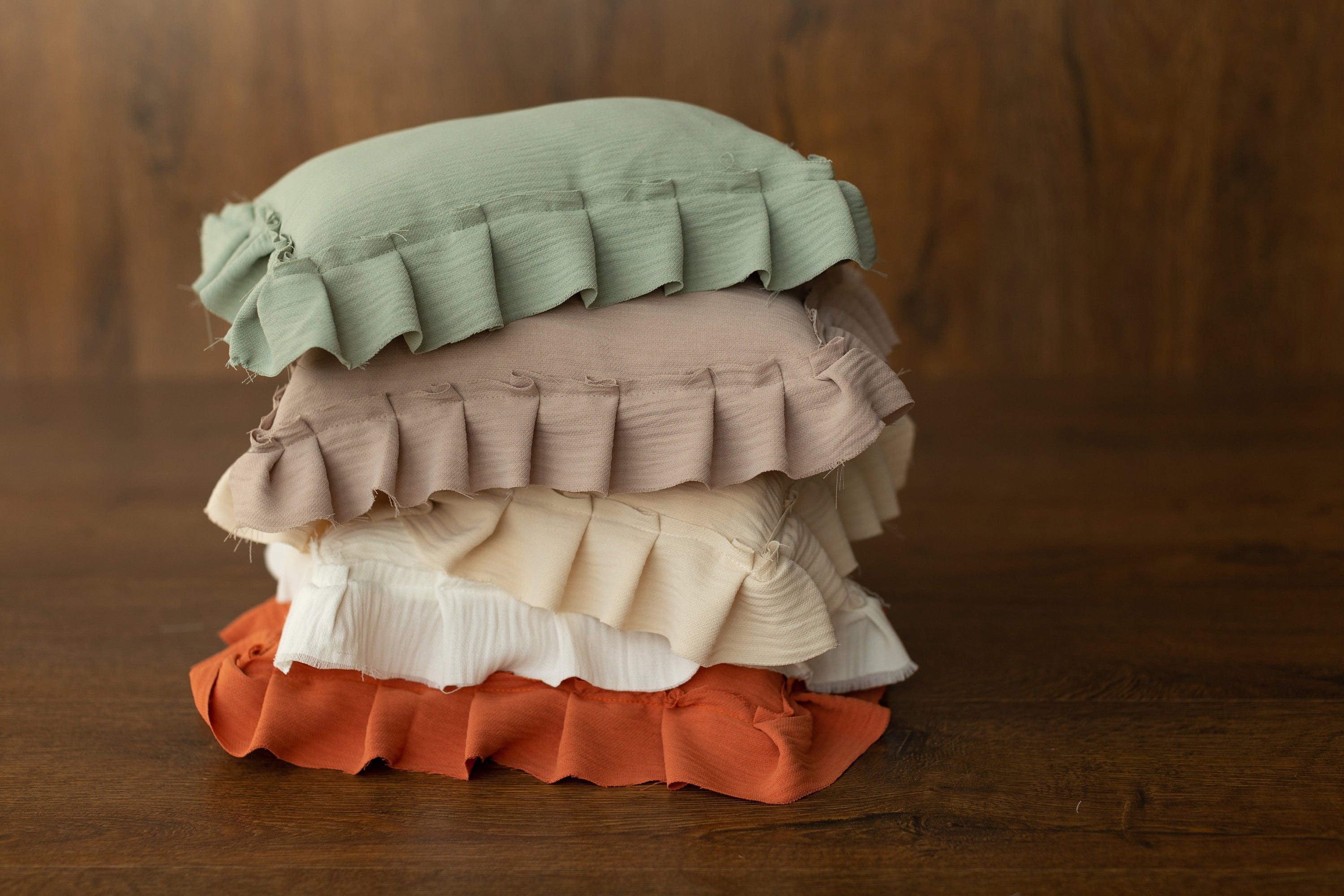 Newborn Photo Pillow Ruffles in Boho Style, Newborn Large Pillow Photography Props, Newborn Posing Pillow Photo, Newborn Photography Prop