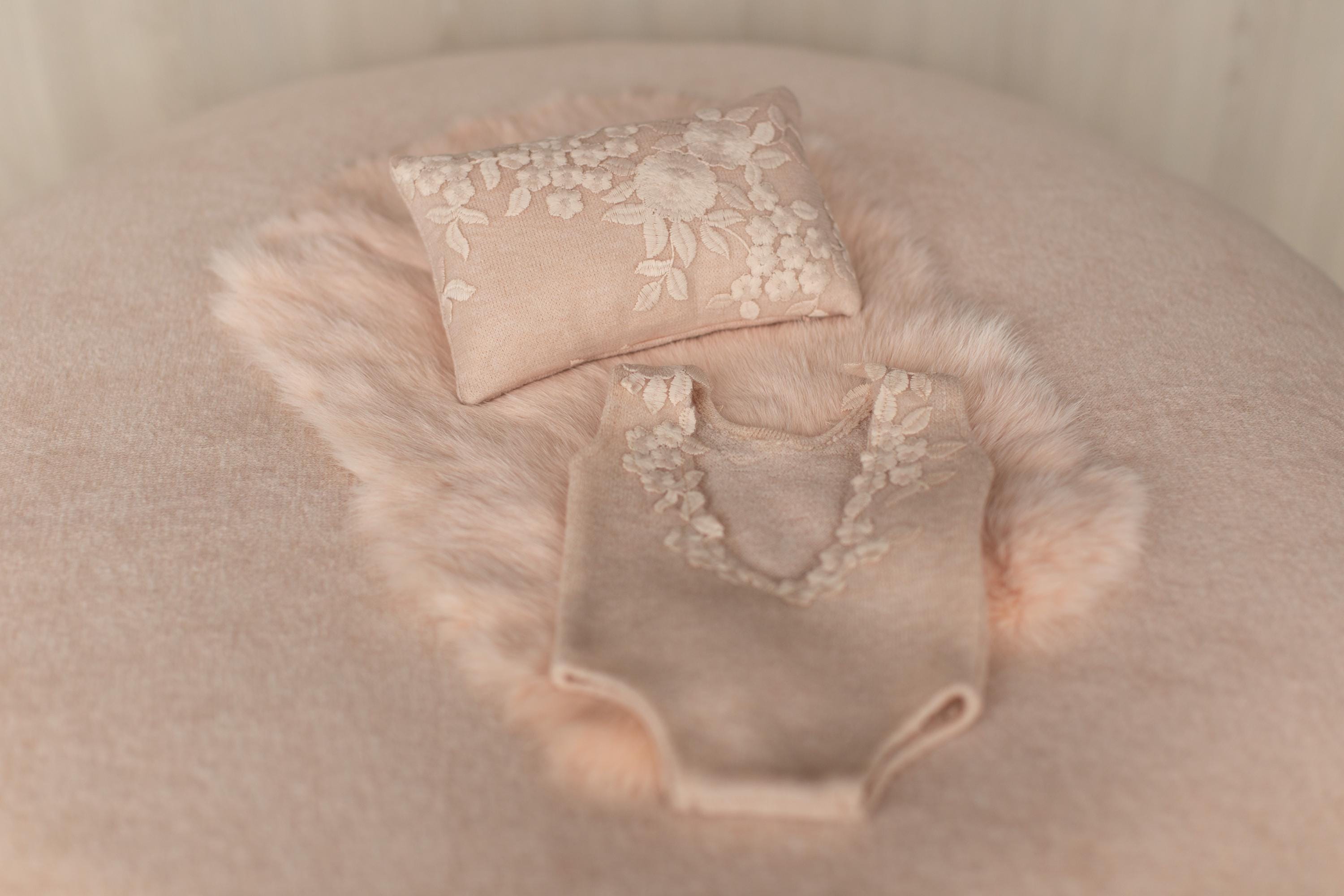 Peach Newborn Photography Props Set, Newborn Fabric Backdrop Beanbag, Natural rabbit fur, Newborn Posing Fabric, Newborn Posing Pillow
