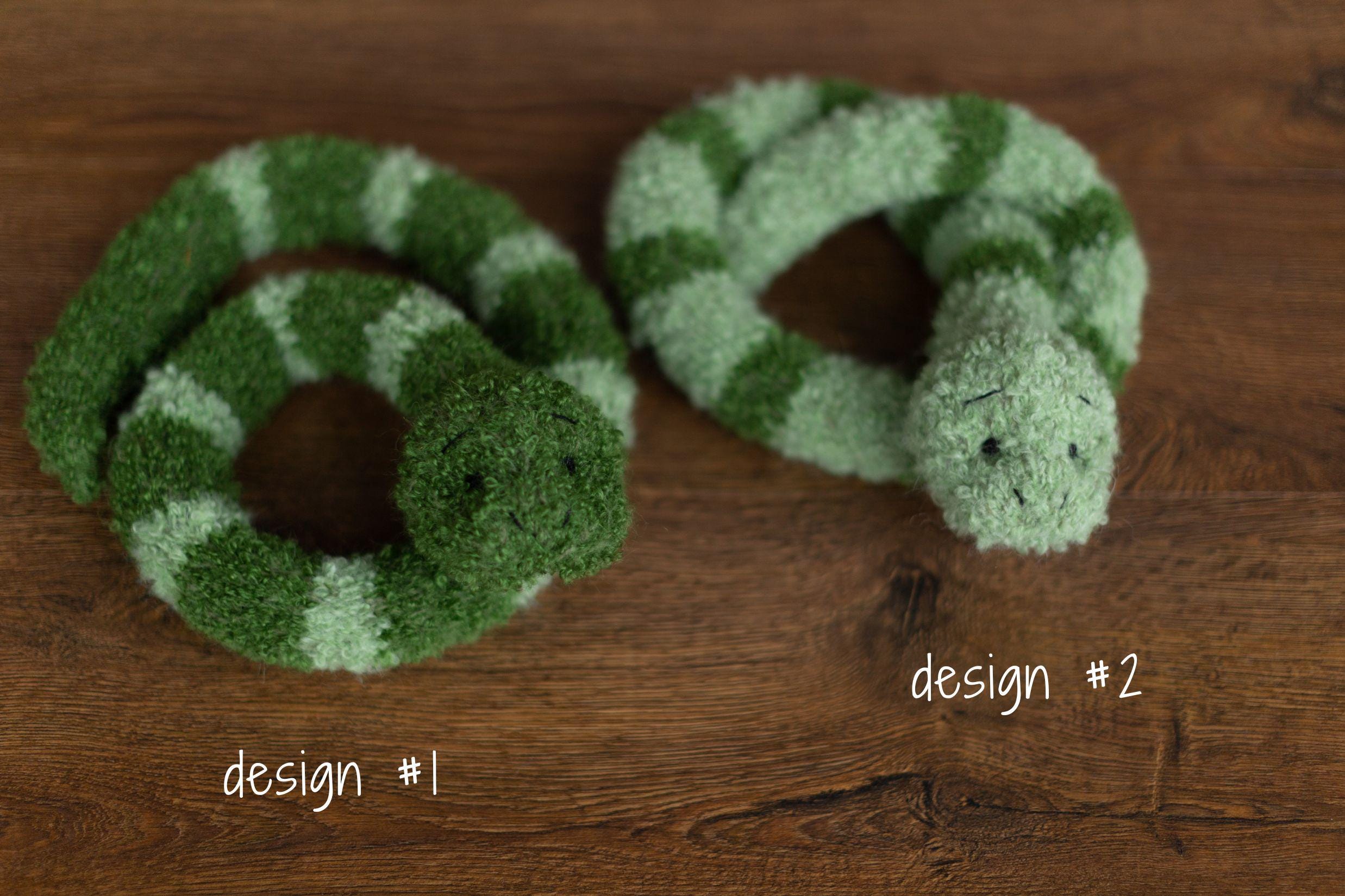 Boucle Snake Toy, Newborn Knitted Snake Toy, Baby Posing Pillow Snake, Newborn Photography Prop, Boucle Stuffed Toy Snake,Newborn Snake Prop