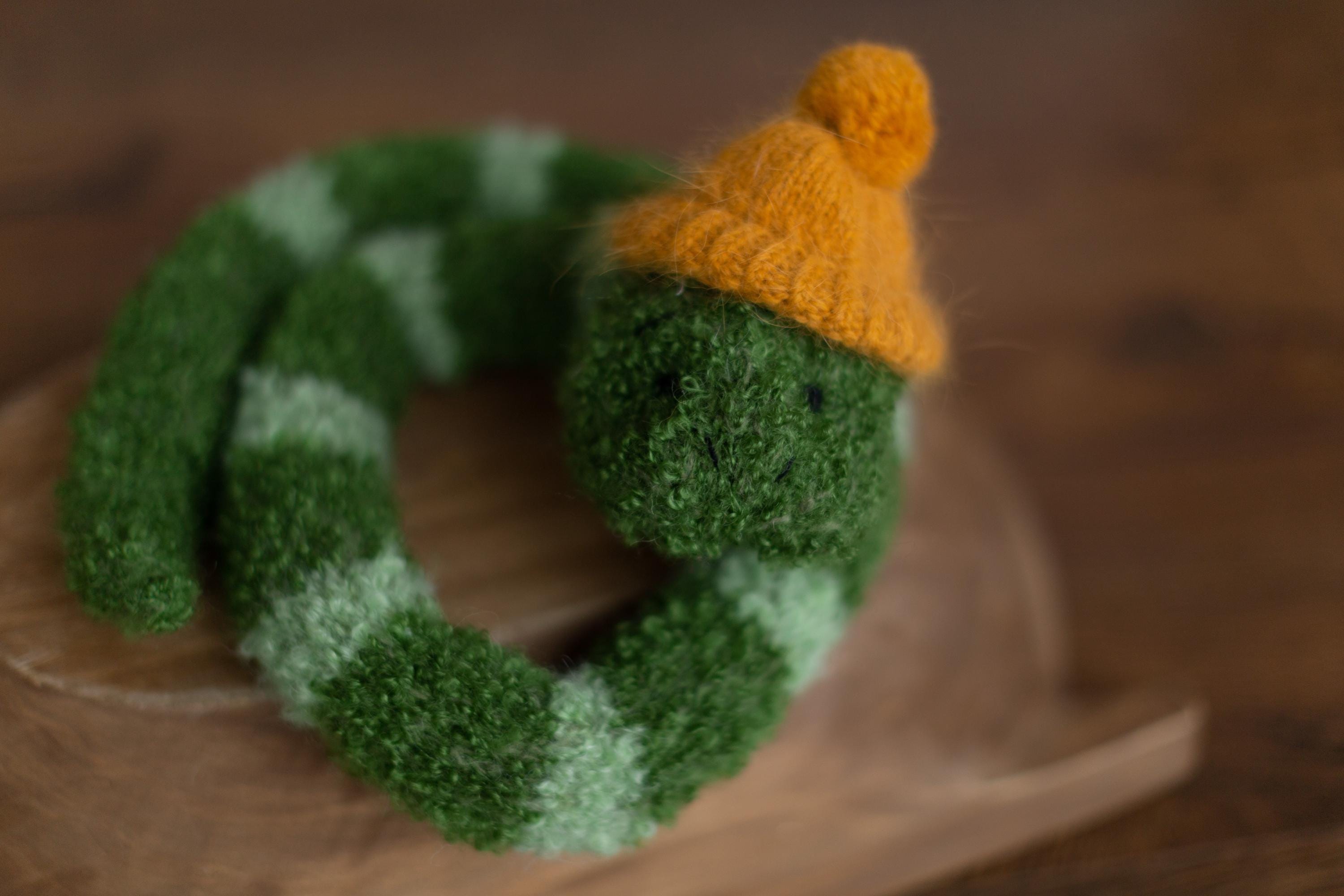 Boucle Snake Toy, Newborn Knitted Snake Toy, Baby Posing Pillow Snake, Newborn Photography Prop, Boucle Stuffed Toy Snake,Newborn Snake Prop