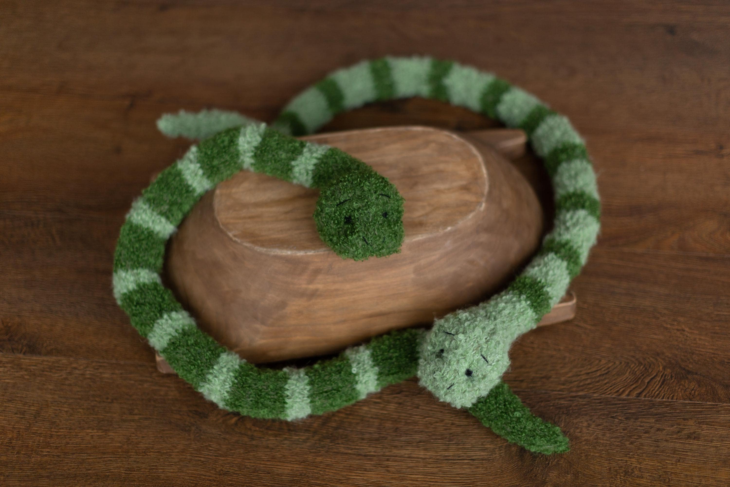 Boucle Snake Toy, Newborn Knitted Snake Toy, Baby Posing Pillow Snake, Newborn Photography Prop, Boucle Stuffed Toy Snake,Newborn Snake Prop