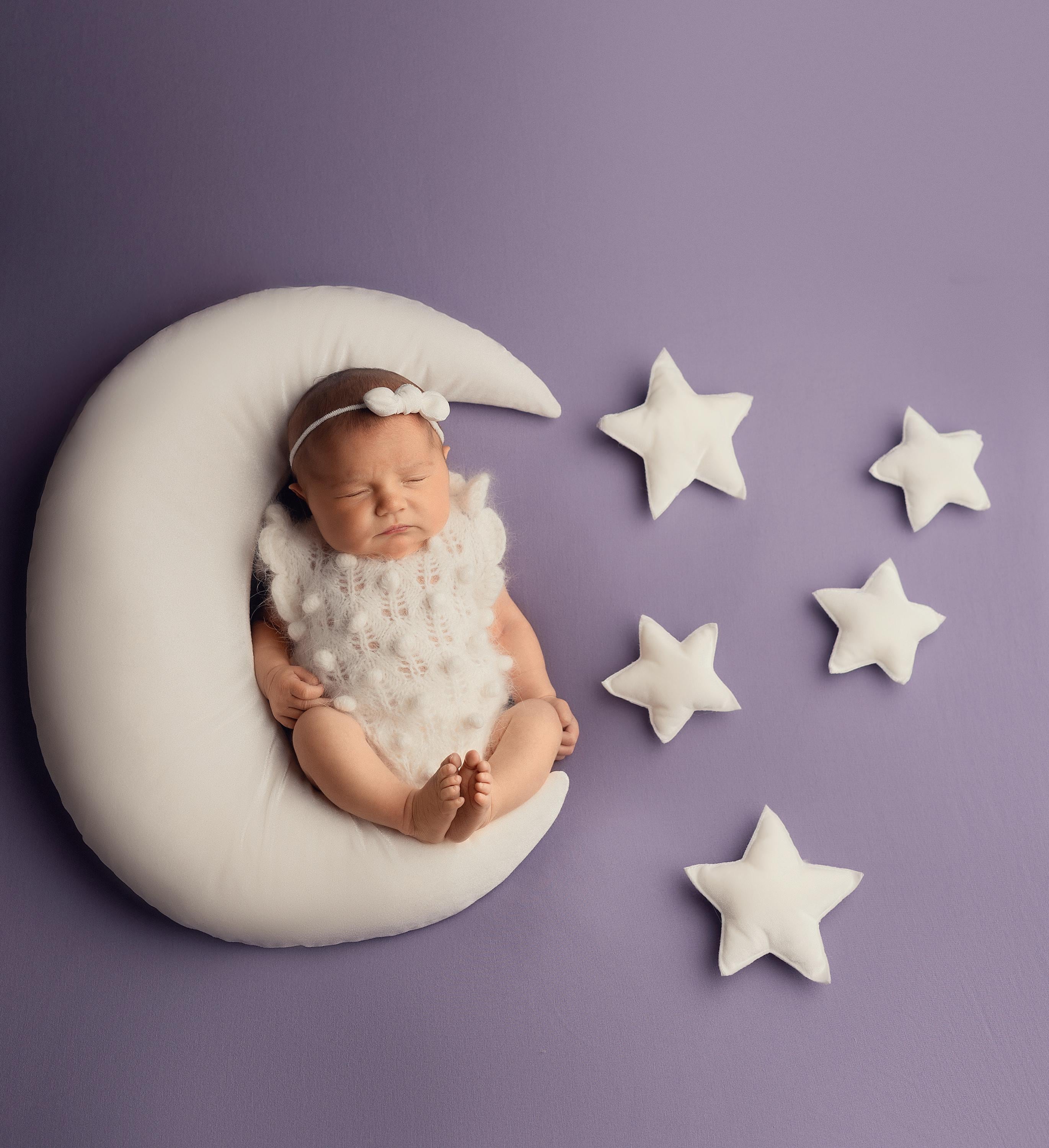White Newborn Velvet Moon Pillow with Stars, Suede Crescent Moon Pillow Props for Newborn Photography, Newborn Photography Moon Props Set