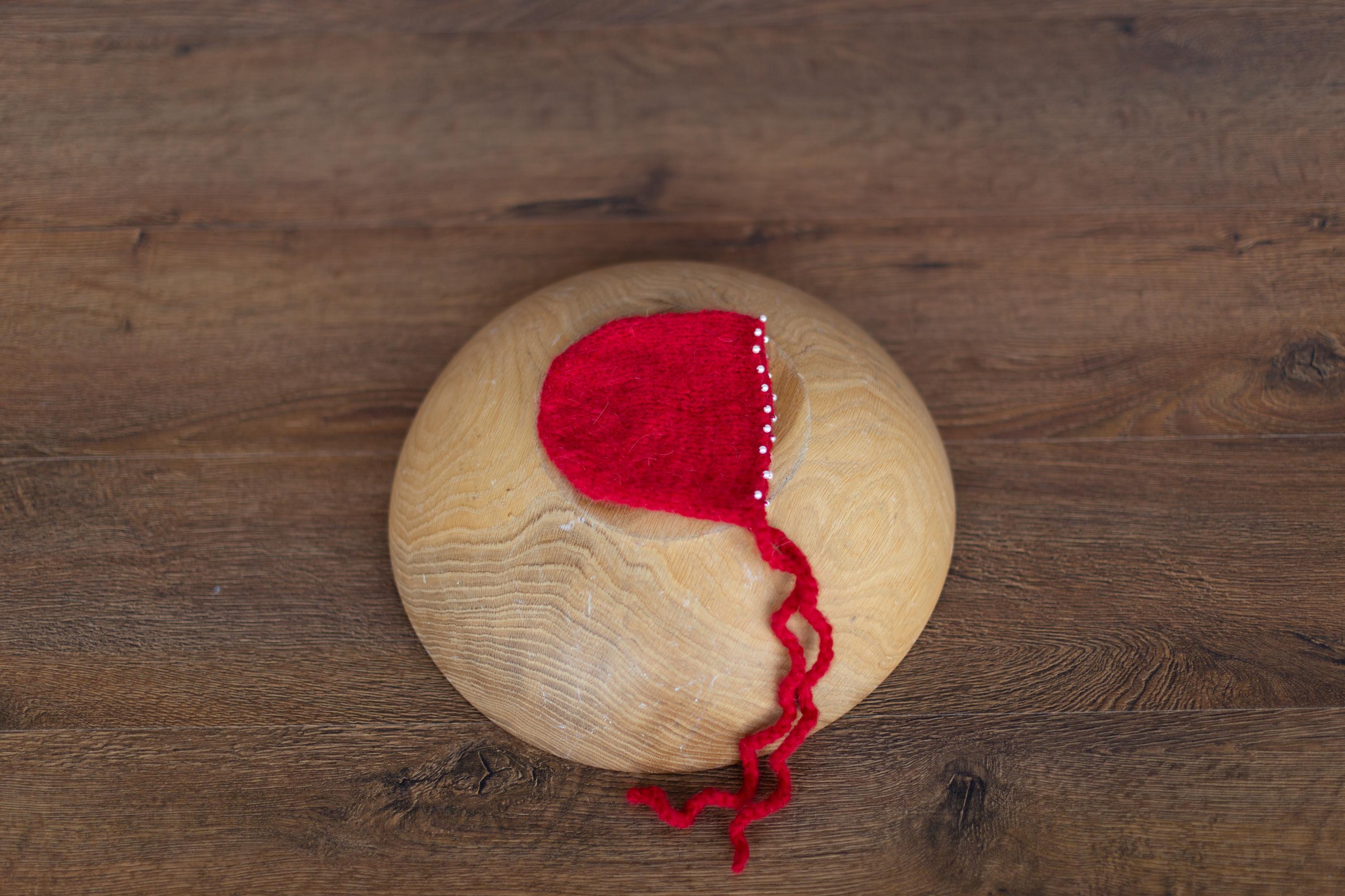 Newborn Knitted Bonnet with Pearl, Newborn Girl Bonnet, Newborn props set, Newborn Photography Props, Newborn girl coming home outfit