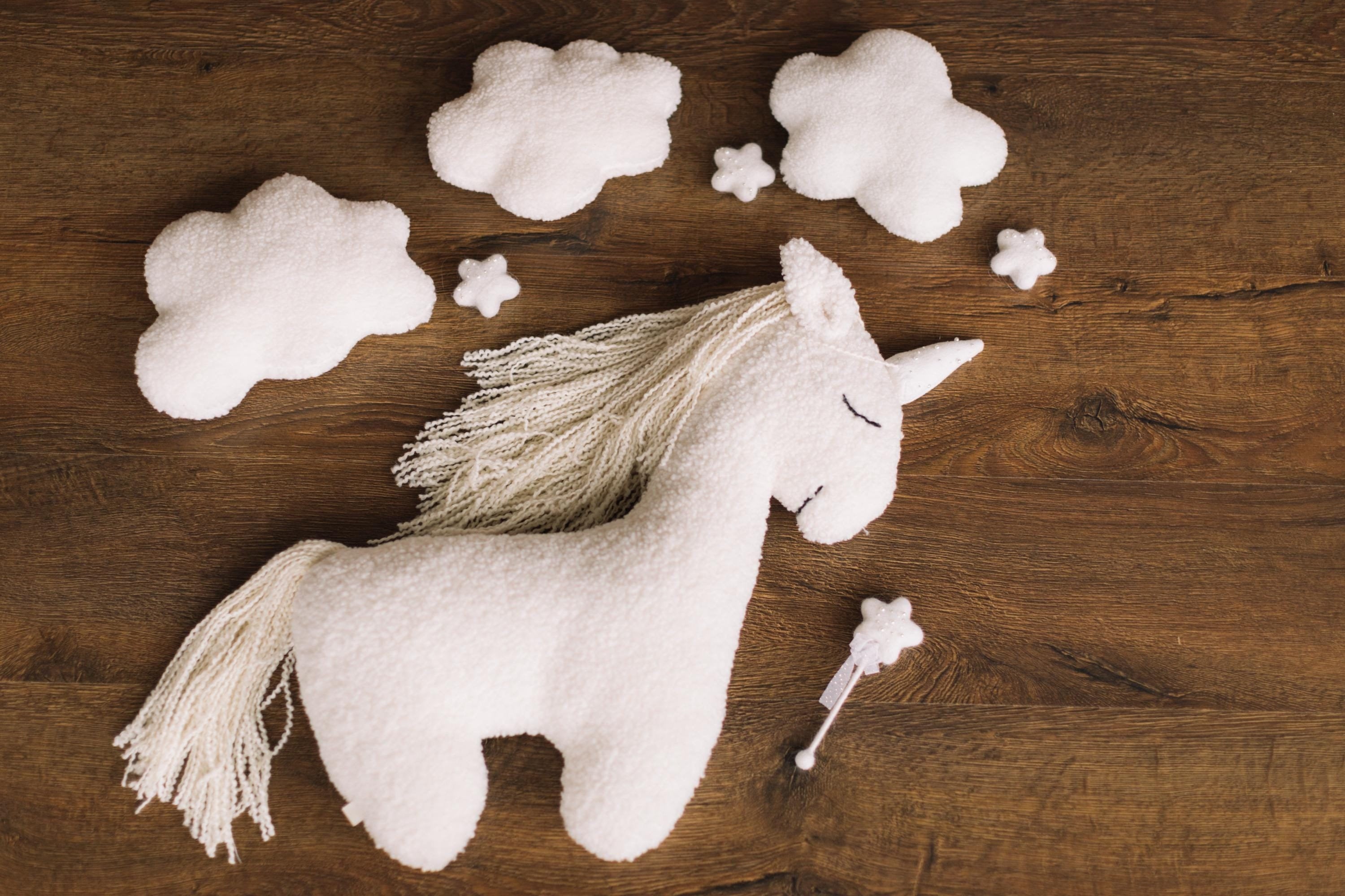 Newborn Unicorn Posing Toy, Newborn Animal Posing Pillow for Newborn Photography prop, Newborn Stuffed Animal Pillow, Newborn Unicorn Pillow