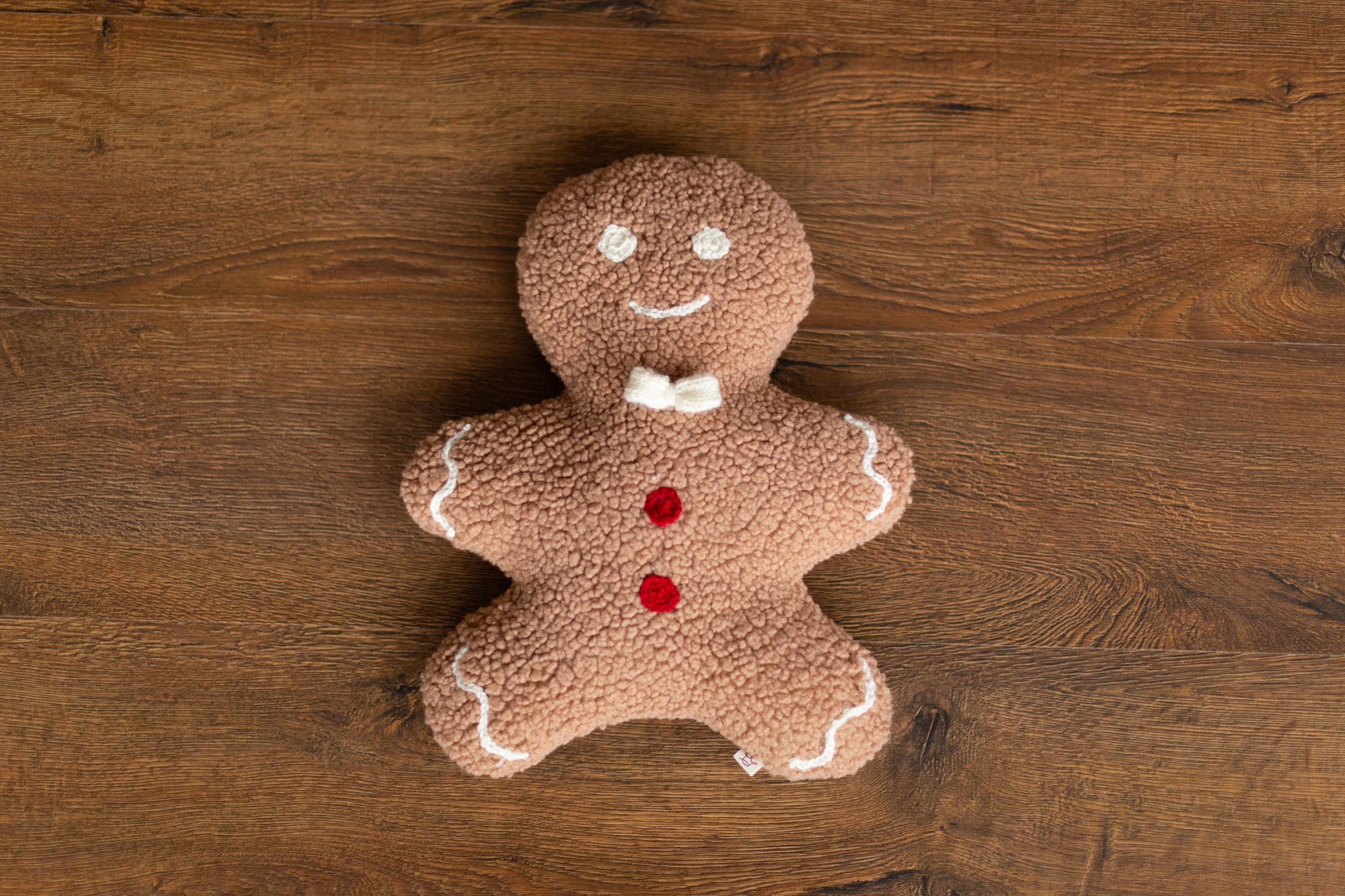Christmas Gingerbread Pillow Decor, Plush Gingerbread Man Pillow for Christmas Newborn Photography props, Newborn Gingerbread Man Photo Prop