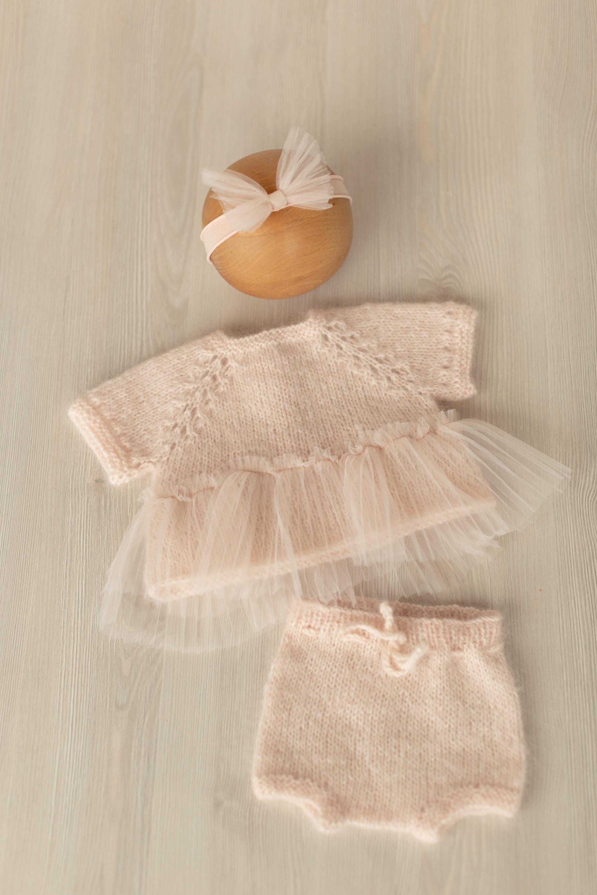 Newborn Knitted Romper for Girl with Headband, Newborn Girl Coming Home Outfit, Newborn Knitted Outfit, Newborn Girl Photo Props