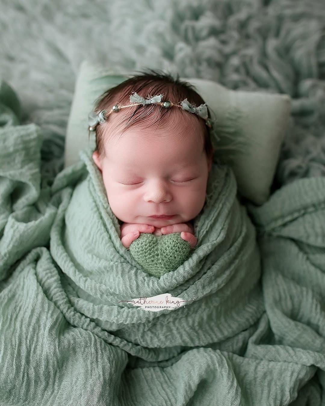 Newborn Knitted Heart Toys, Newborn Heart Decor, Newborn Photography Props Set ,Newborn Heart Props, Newborn Heart Photo Props, Wool Heart