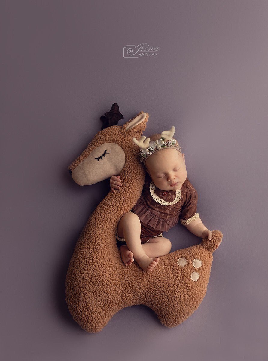 Newborn Animal Posing Pillow for Newborn Photography props, Newborn Deer Posing Pillow, Newborn Deer Poser Pillow, Newborn Stuffed Animal