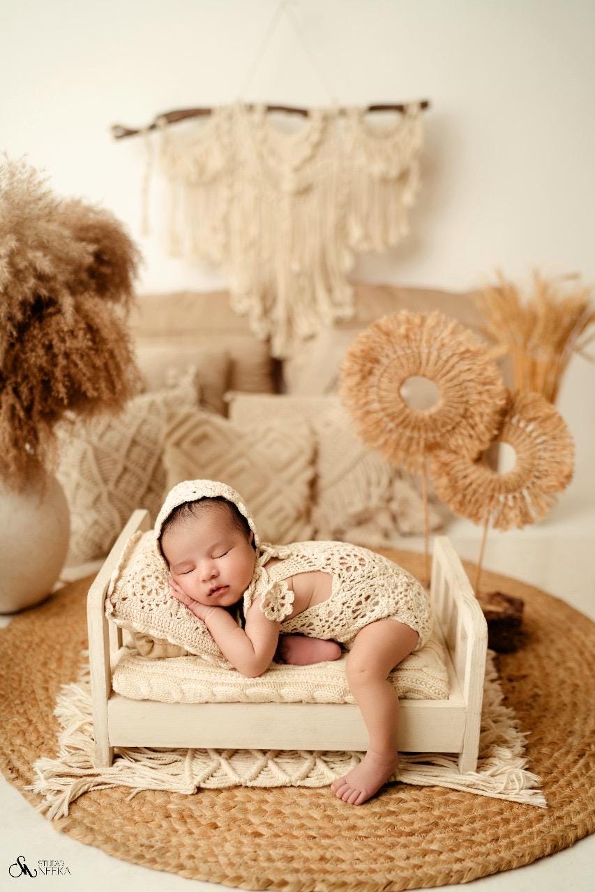 Crochet Newborn Outfit Girl Photography Props Set, Newborn Knitted Blanket, Newborn Posing Pillow, Newborn Crochet Layer,Baby Crochet Pillow