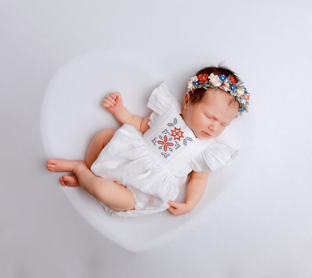 Newborn Ukrainian Vyshyvanka Dress, Newborn Linen Romper, Baby Embroidered Boho Romper, Newborn Coming Home outfit, Linen Baptism Romper