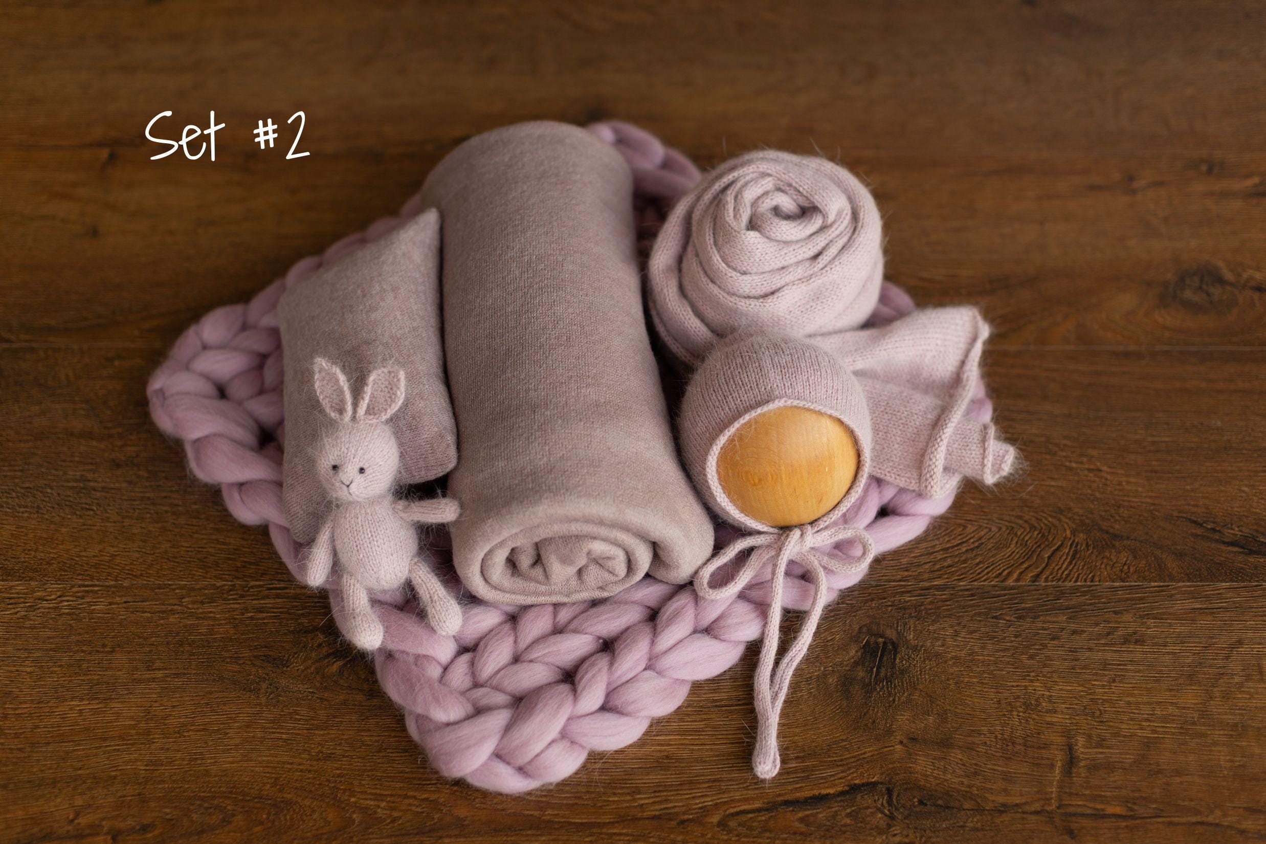 Dusty Pink Newborn Photography Props Set, Newborn Merino Wool Blanket, Newborn Knitted Wrap and Bonnet Set, Newborn Posing Pillow Props