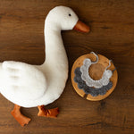 Newborn Goose Posing Toy, Newborn Animal Posing Pillow for Newborn Photography prop, Newborn Stuffed Animal Pillow, Baby Goose Pillow Toy
