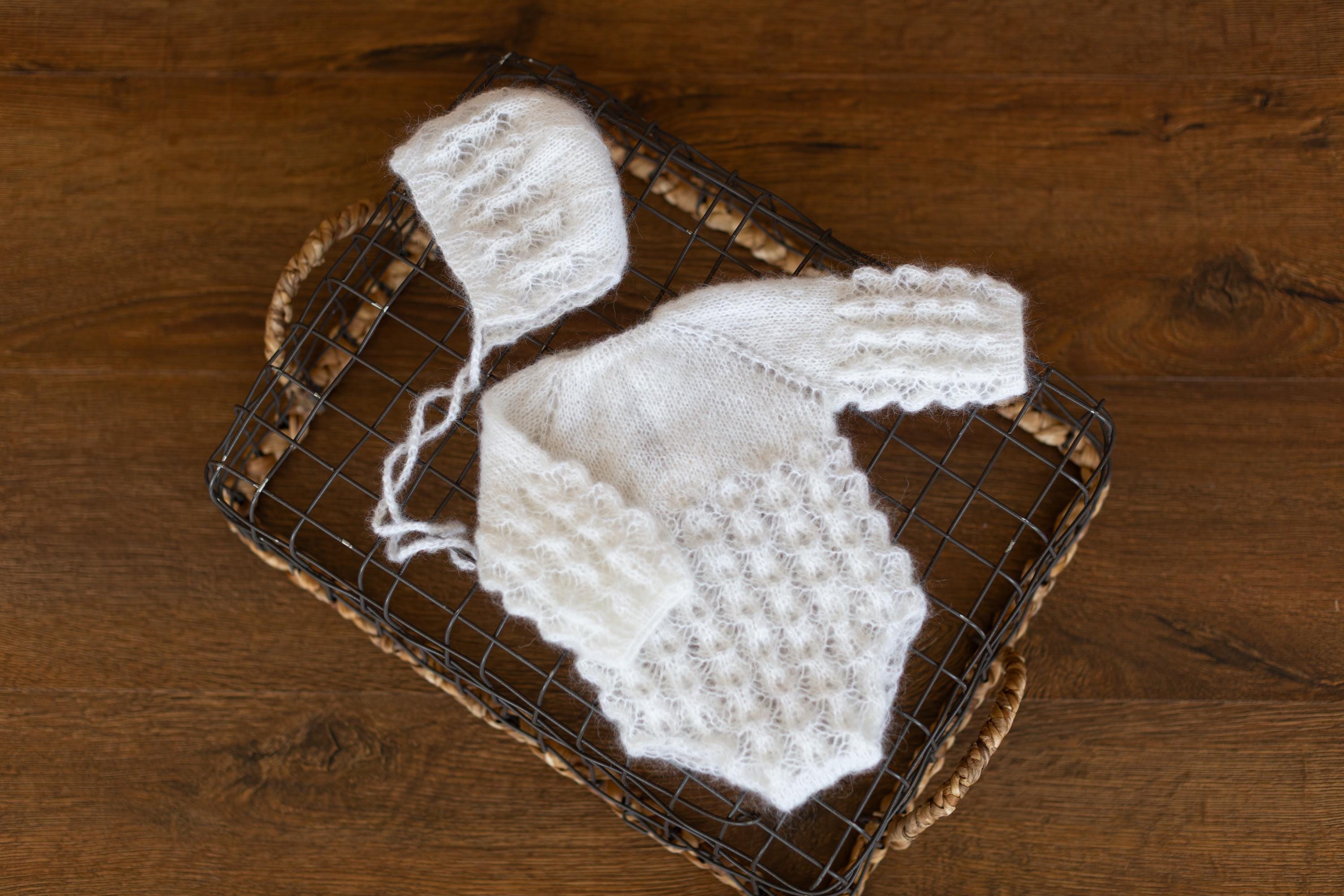 Newborn Knit Romper with Bonnet, Newborn Knitted Romper, Newborn Knitted Outfit Girl, Newborn Photography props, Newborn Coming Home Outfit