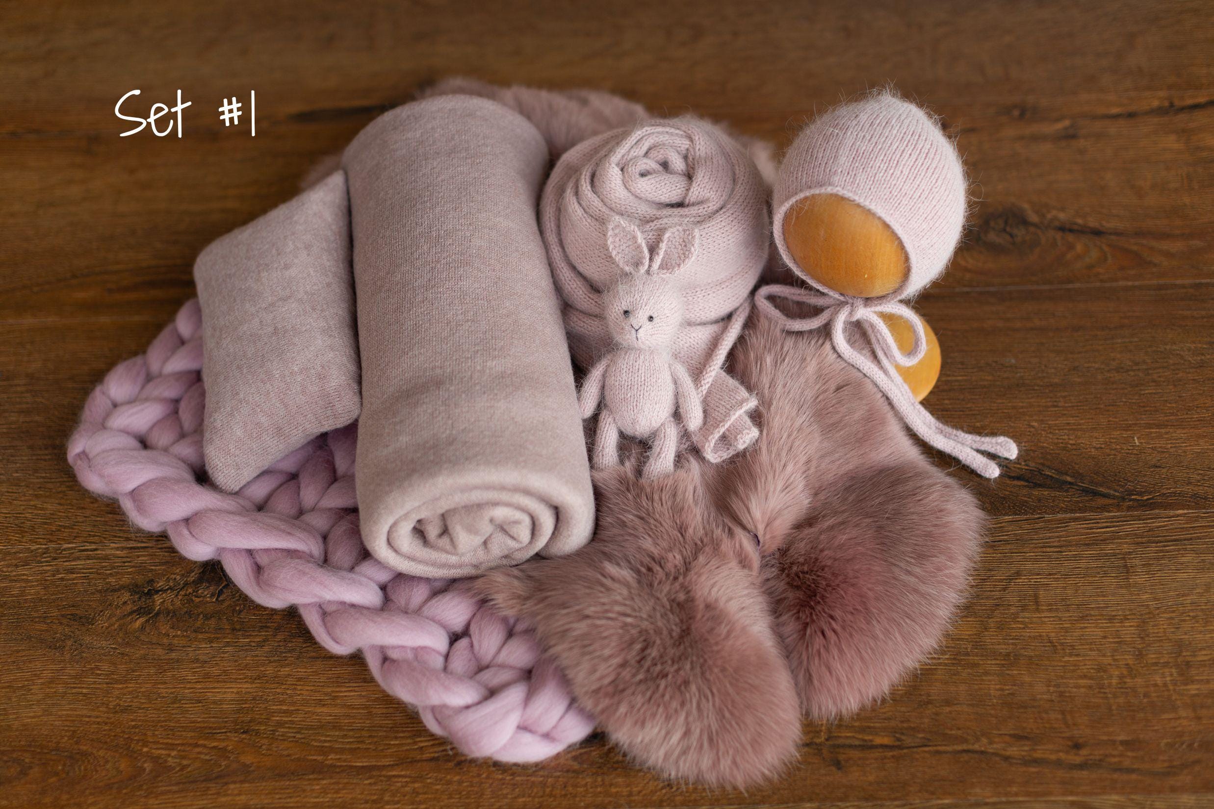 Dusty Pink Newborn Photography Props Set, Newborn Merino Wool Blanket, Newborn Knitted Wrap and Bonnet Set, Newborn Posing Pillow Props