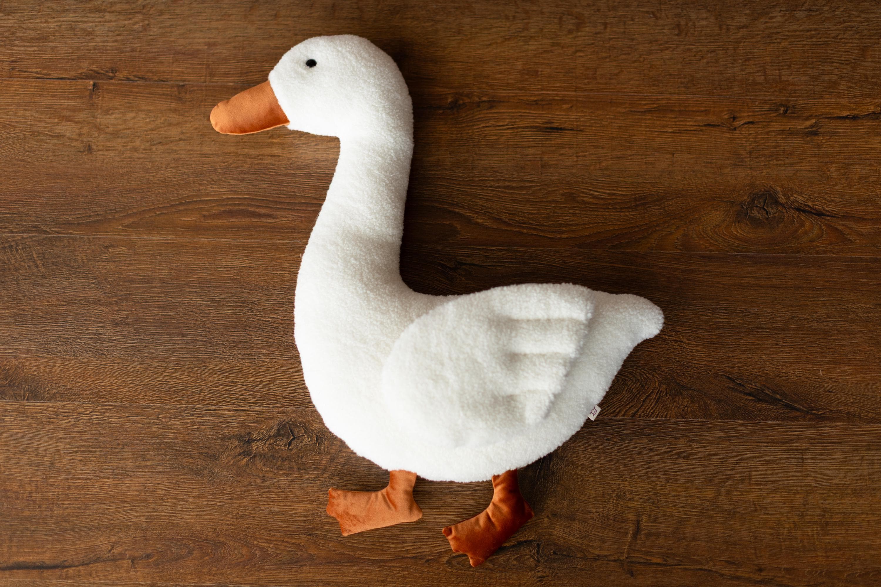 Newborn Goose Posing Toy, Newborn Animal Posing Pillow for Newborn Photography prop, Newborn Stuffed Animal Pillow, Baby Goose Pillow Toy
