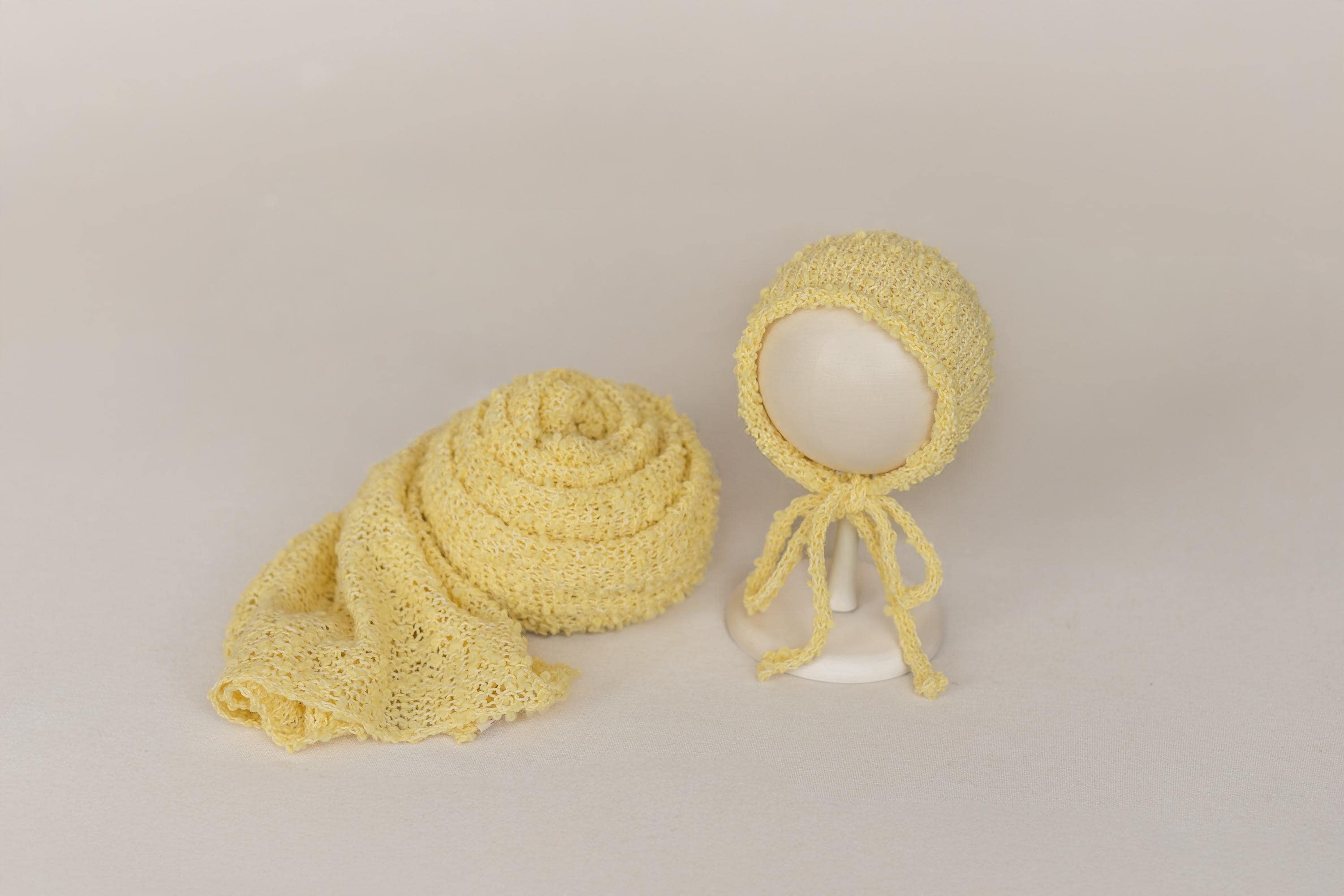 Newborn Bonnet and Wrap, Newborn Wraps for Photography Props, Newborn Boucle Blanket, Newborn Photo Outfit, Newborn Props for Photography