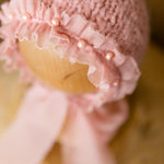 Newborn Knitted Bonnet with Pearls and Chiffon Ties, Newborn Girl Outfit, Newborn Girl Bonnet, Newborn Photography Props for Girl, Girl Hat