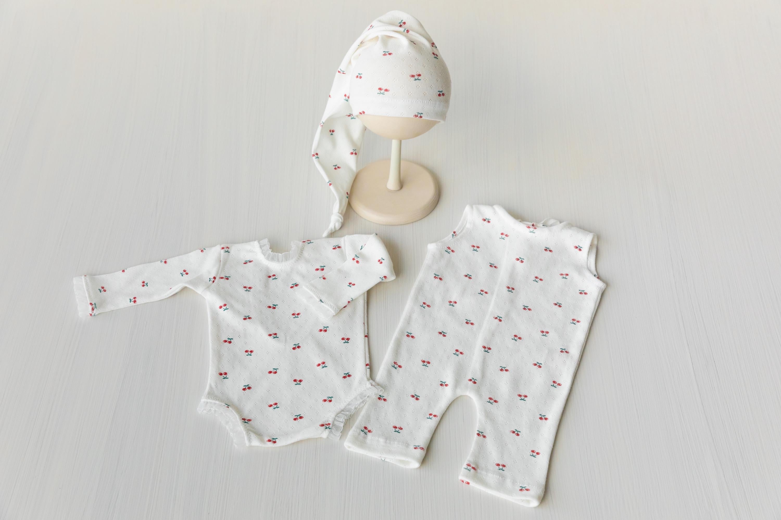 Newborn Twin Onesie Outfit, Newborn Coming Home Outfit Romper, Newborn Photography Outfit, Newborn Arrival Outfit, Newborn Twins Photo Props