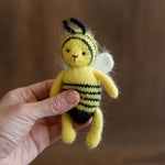 Newborn Bee Costume Photo Props, Bee Newborn Photography props, Baby Bumblebee Outfit, Newborn Coming Home Outfit, Newborn Halloween Outfit