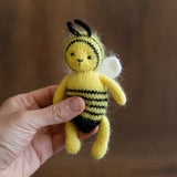 Newborn Bee Costume Photo Props, Bee Newborn Photography props, Baby Bumblebee Outfit, Newborn Coming Home Outfit, Newborn Halloween Outfit