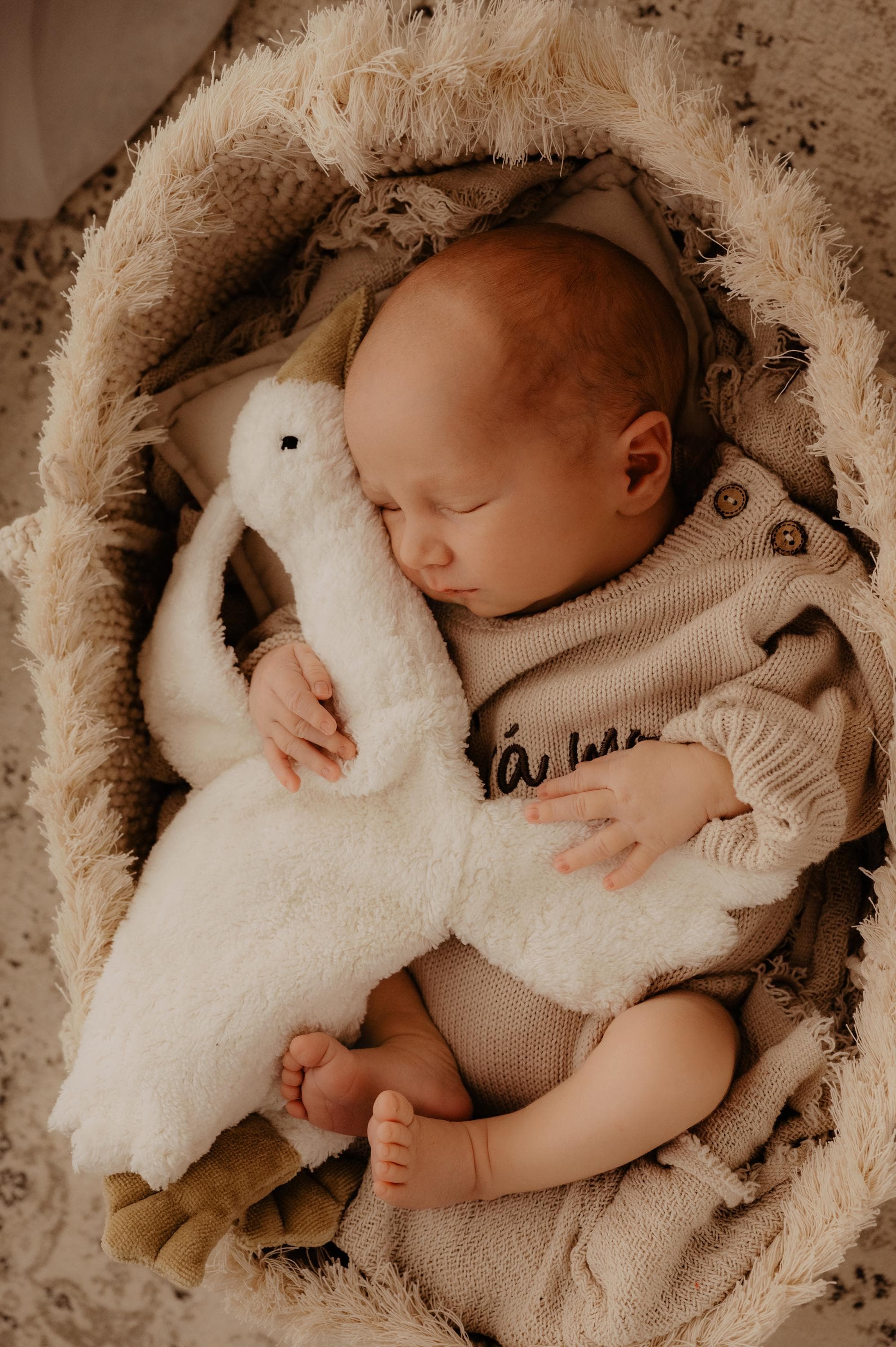 Handmade macrame Moses basket – newborn photography prop and nursery décor