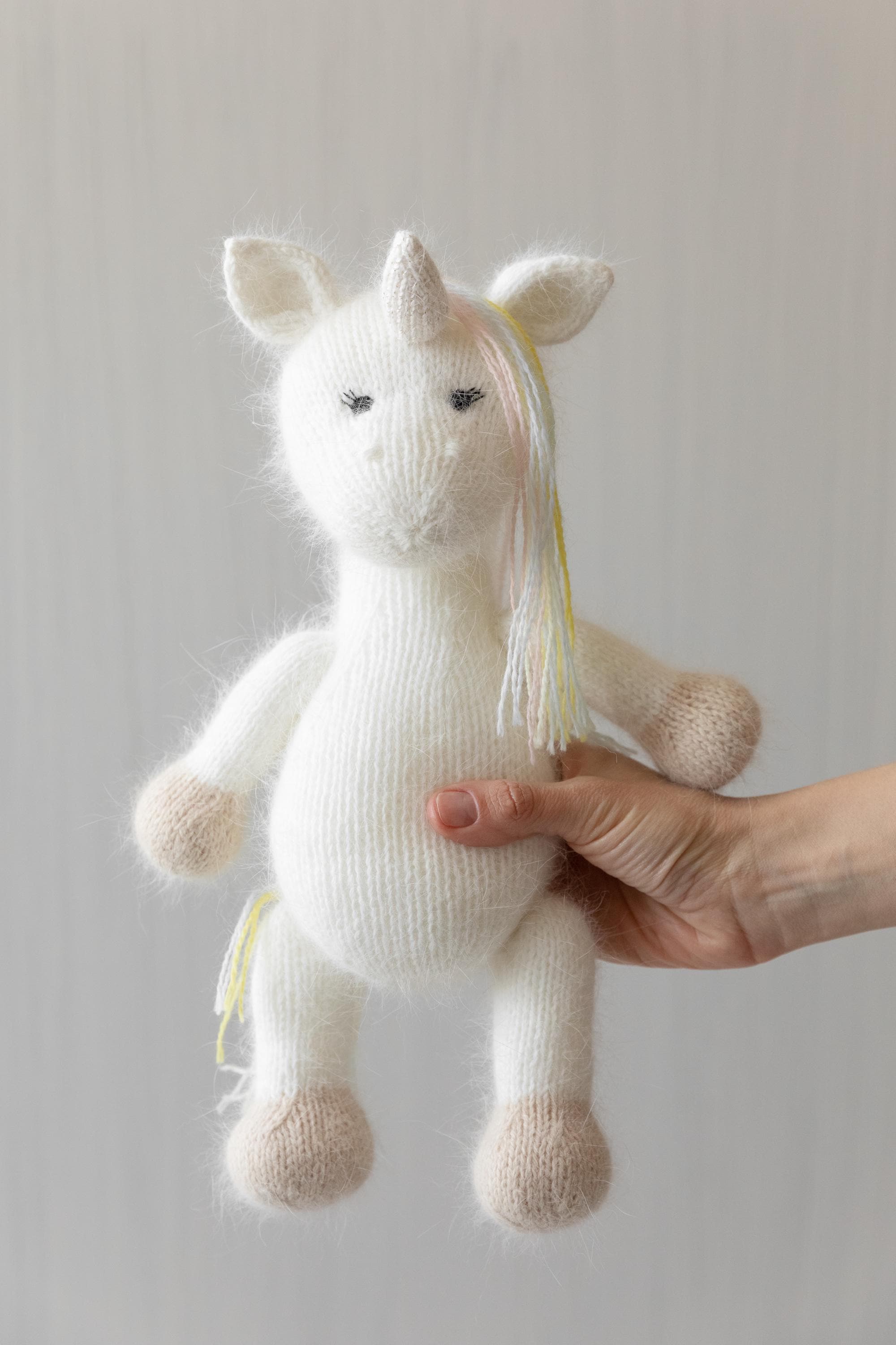 Baby Crochet Animal Toys Birthday Gift, Newborn Photography props, Baby Knitted Toys Baby Shower Gift, Newborn Unicorn Toy, White Swan Toy