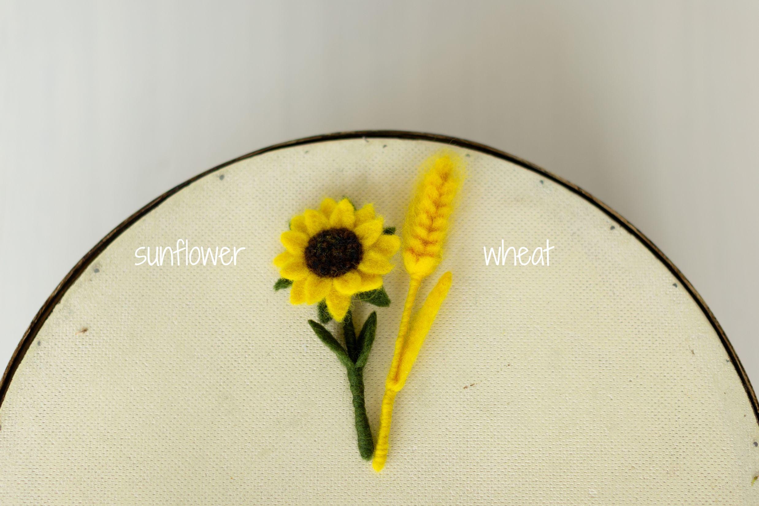 Newborn Felted Flowers Photo Toy, Needle Felted Mini Flowers, Newborn Felted Props for Girl, Newborn Photography Props, Felt Flower Decor