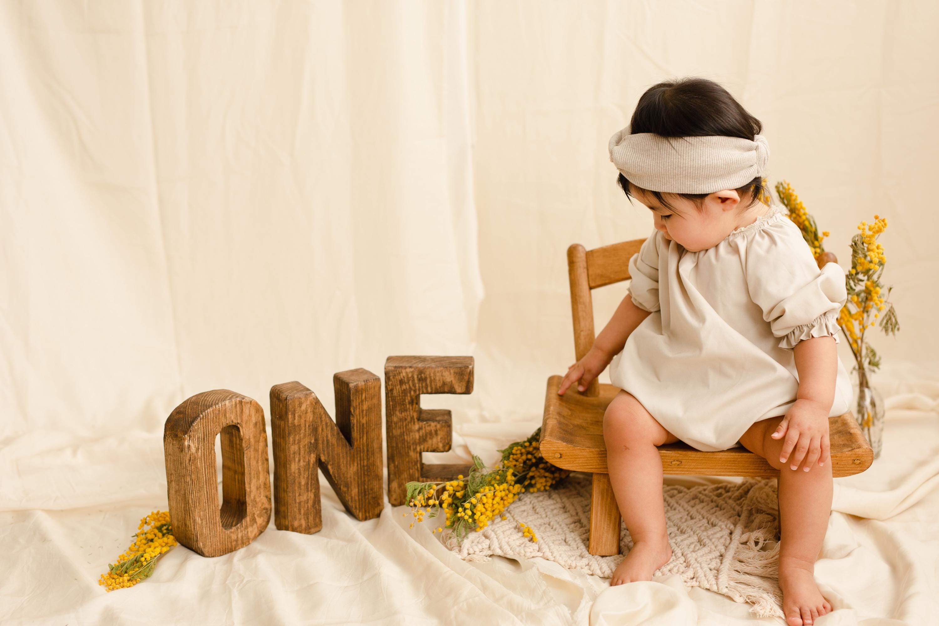 Newborn Wooden Chair and 'ONE' Letters Set, Cake Smash Props,Photography Props for Cake Smash and First Birthday Photos,Newborn Wooden Chair