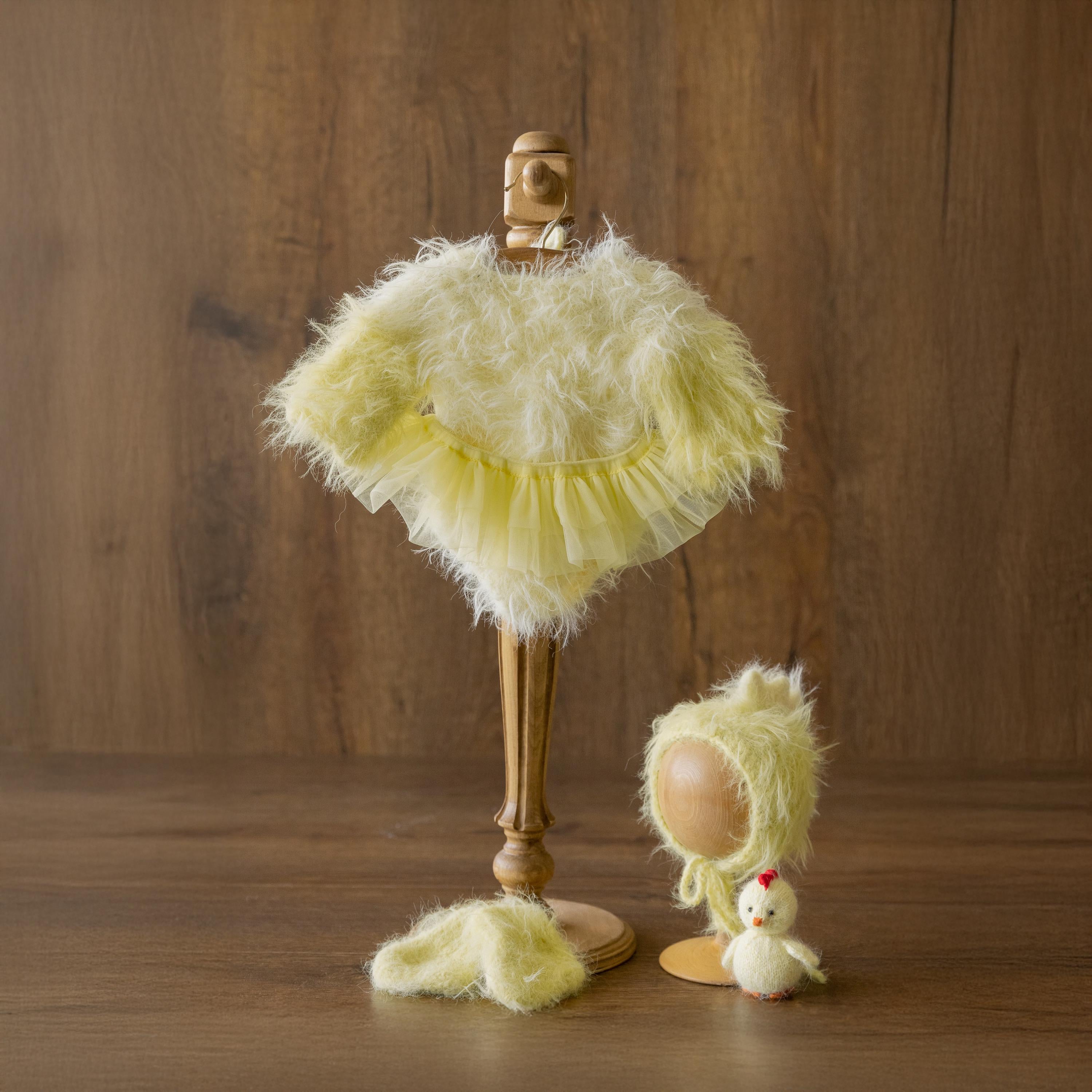 Baby Chicken Outfit Easter Photo Props, Newborn Chicken Photo Props, Newborn Photography props, Newborn Coming Home Outfit Chicken