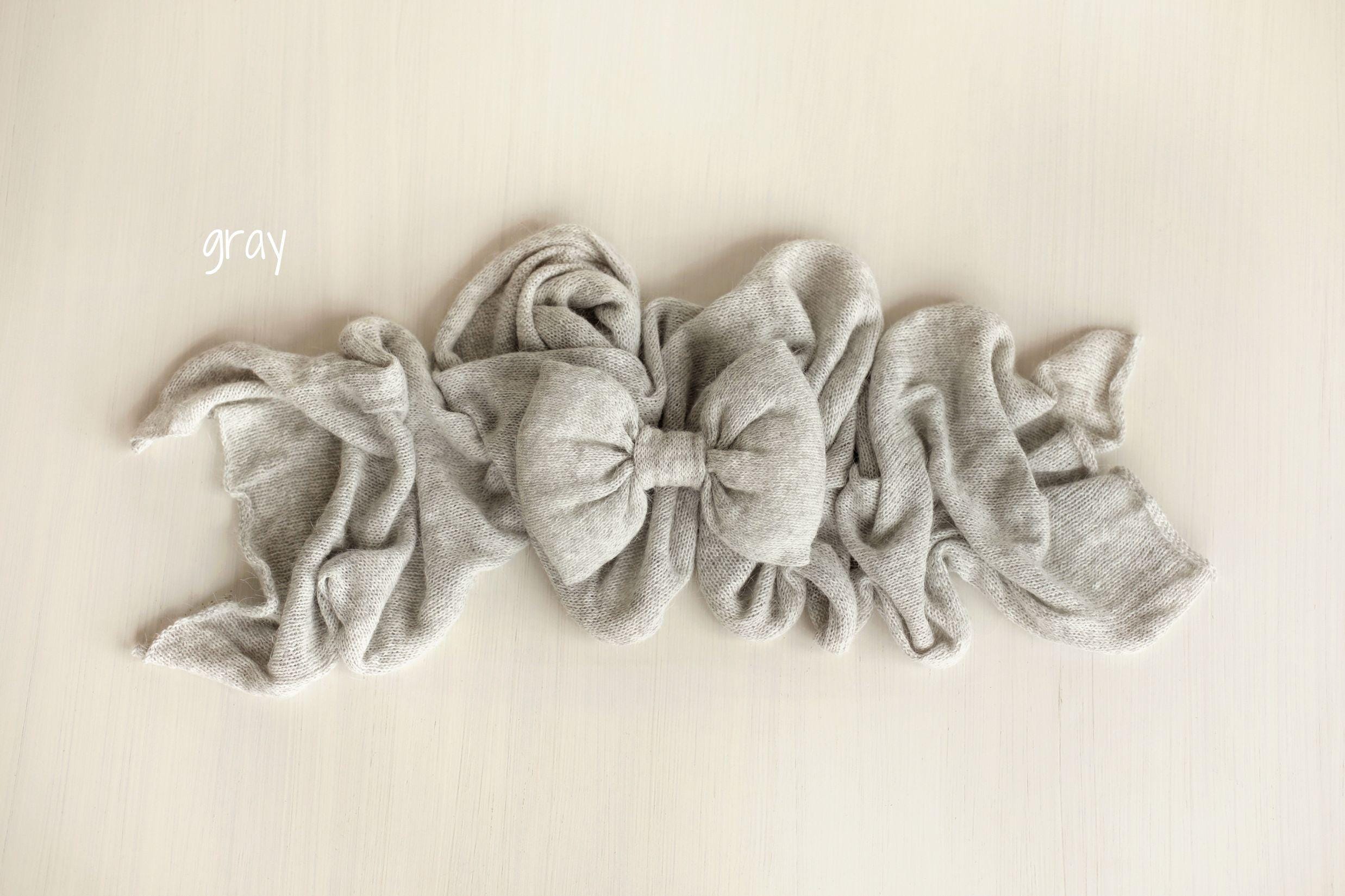 Knitted Bow Brooch for Newborn Wraps, Newborn Knitted Bow Pin, Newborn Bow Wrap, Newborn Photography Props, Newborn Photography Wrap Bow