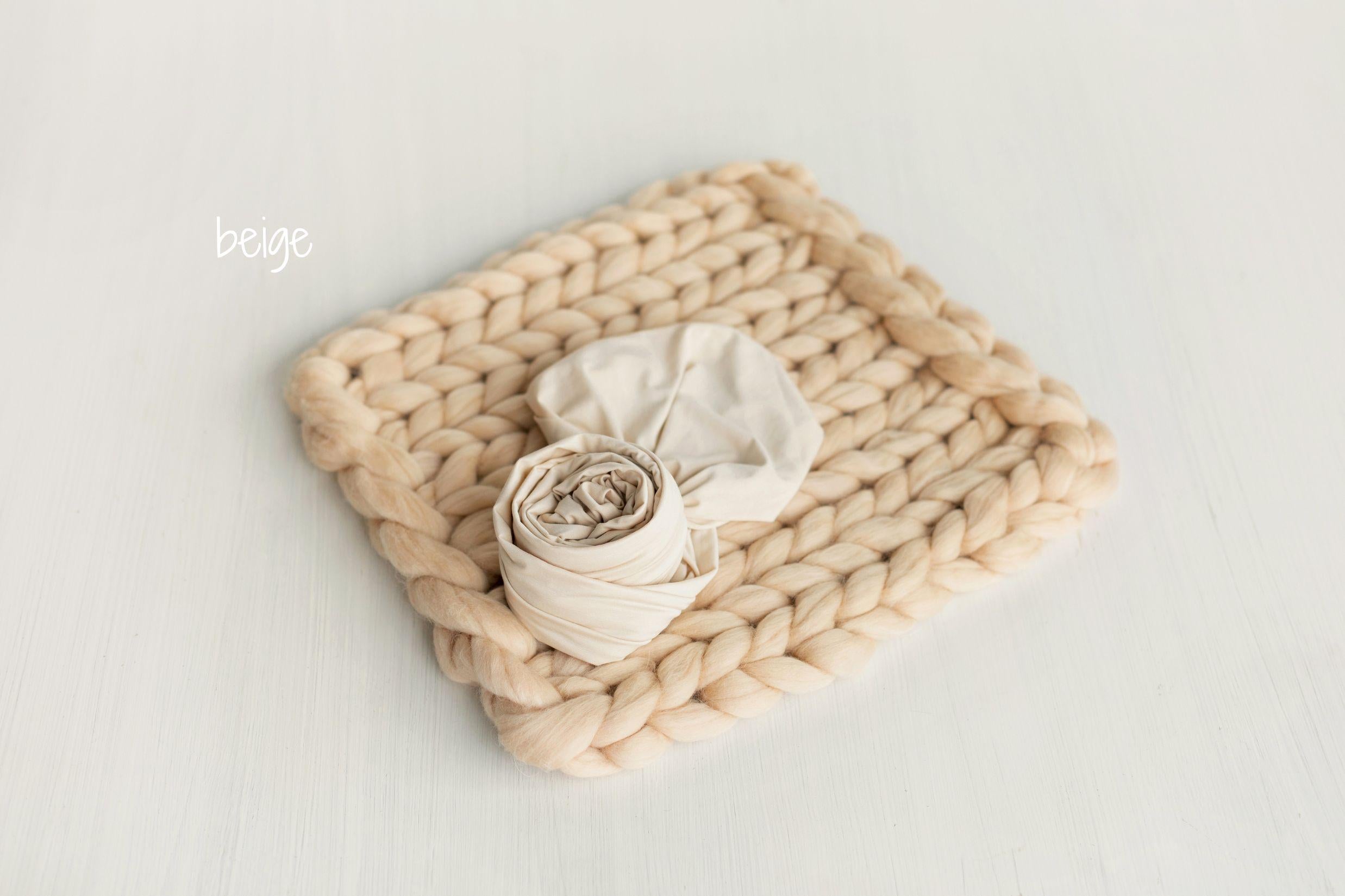 Soft stretchy newborn posing fabric wrap – photo prop for baby sessions