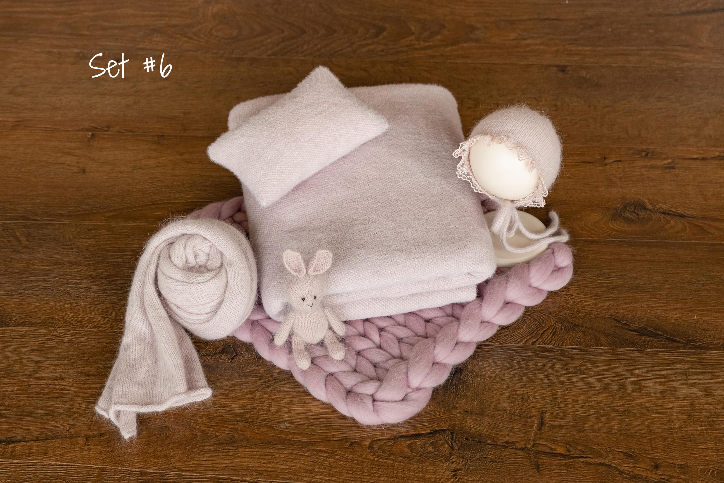 Dusty Pink Newborn Photography Props Set, Newborn Merino Wool Blanket, Newborn Knitted Wrap and Bonnet Set, Newborn Posing Pillow Props