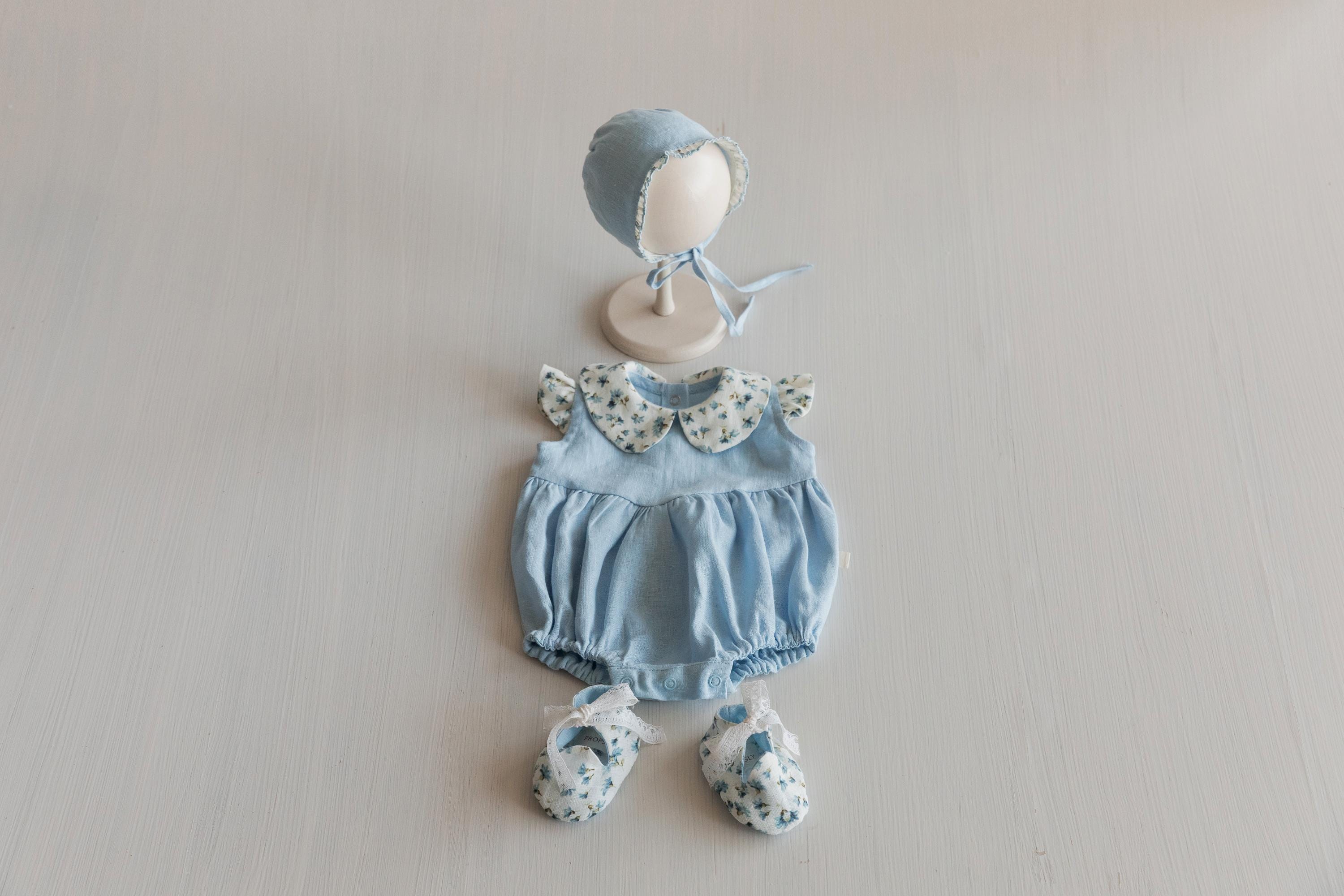 Linen Baby Girl Shoes with Delicate Lace Bow: Newborn Coming Home Outfit, Baptism & Photography Props