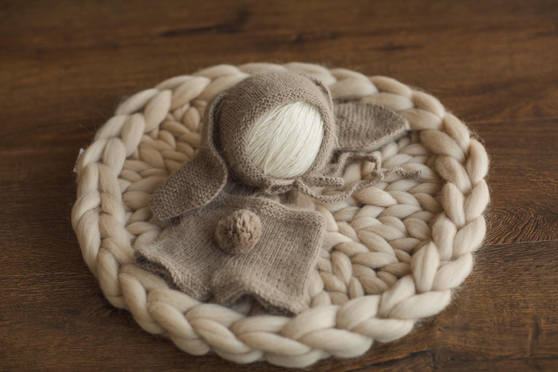 Angora Wool Knitted Baby Shorts with Bunny Tail – Newborn Rabbit Outfit Prop