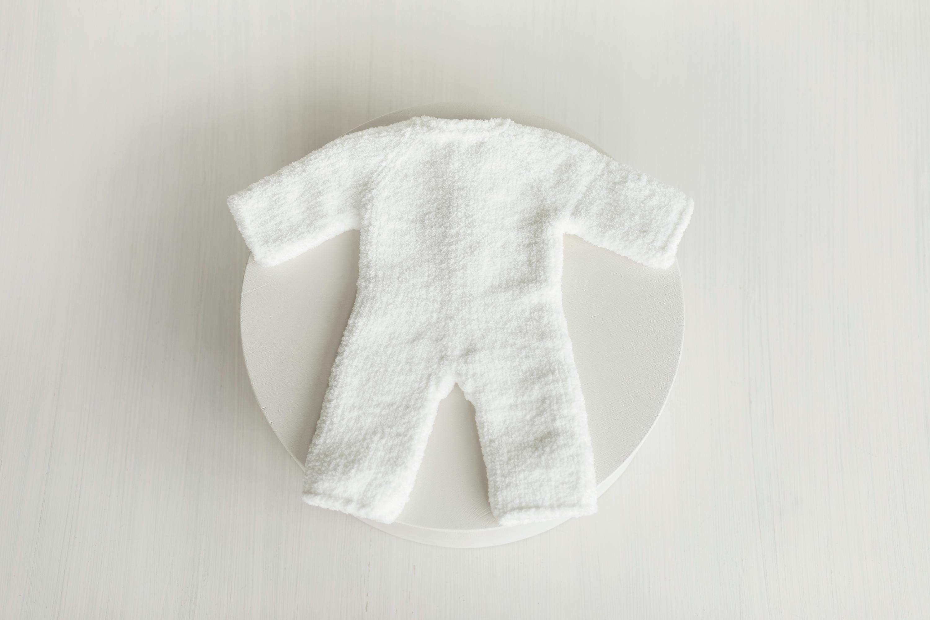 Knitted Baby Snowman Outfit with Snowman Toy – Christmas Newborn Photography Prop