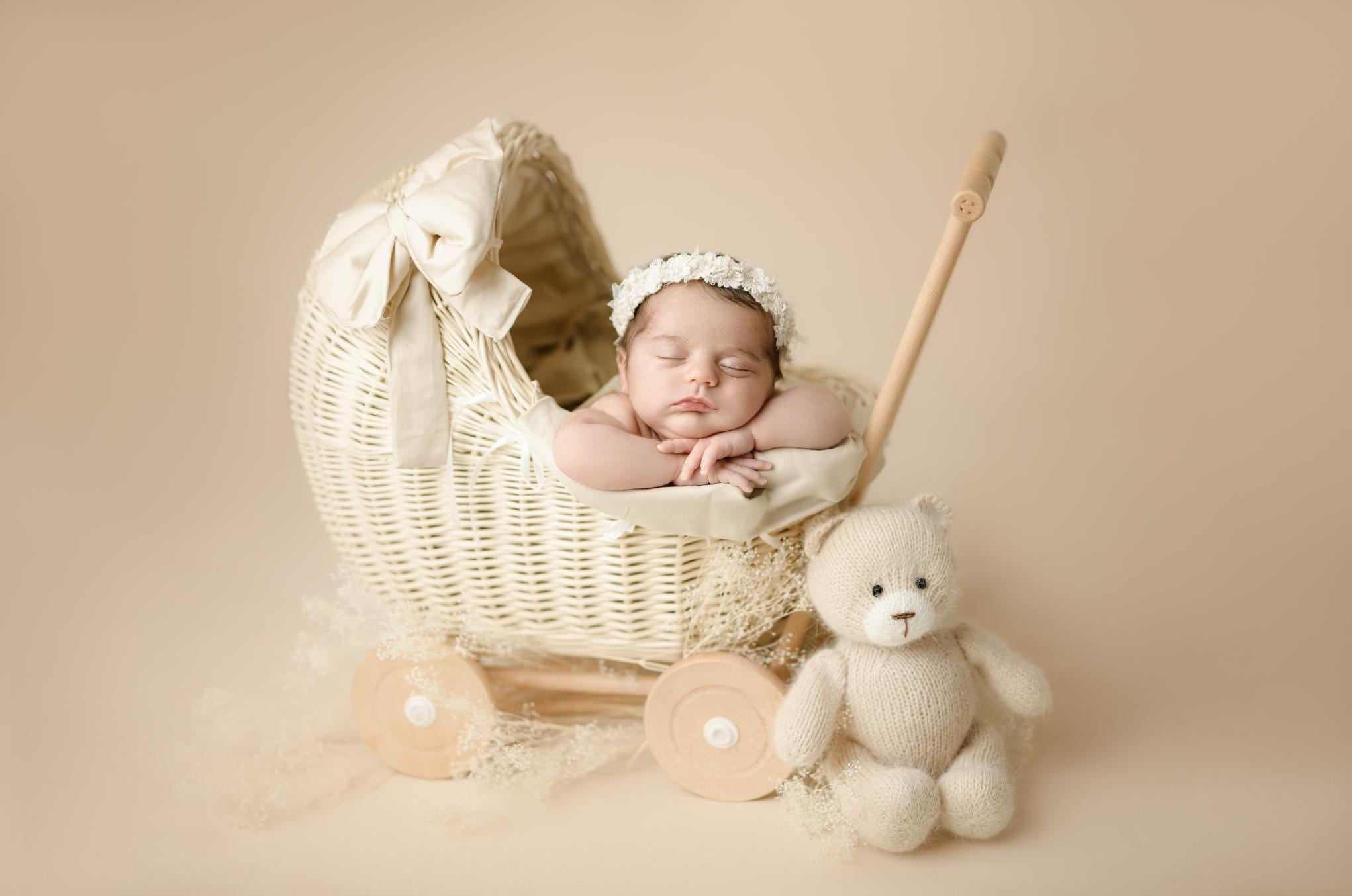 Wicker Doll Stroller for Newborn Photography Prop, Birthday Gift for Kids for Nursery Decor or Baby Shower Decor, Baby Buggy for Toy Storage