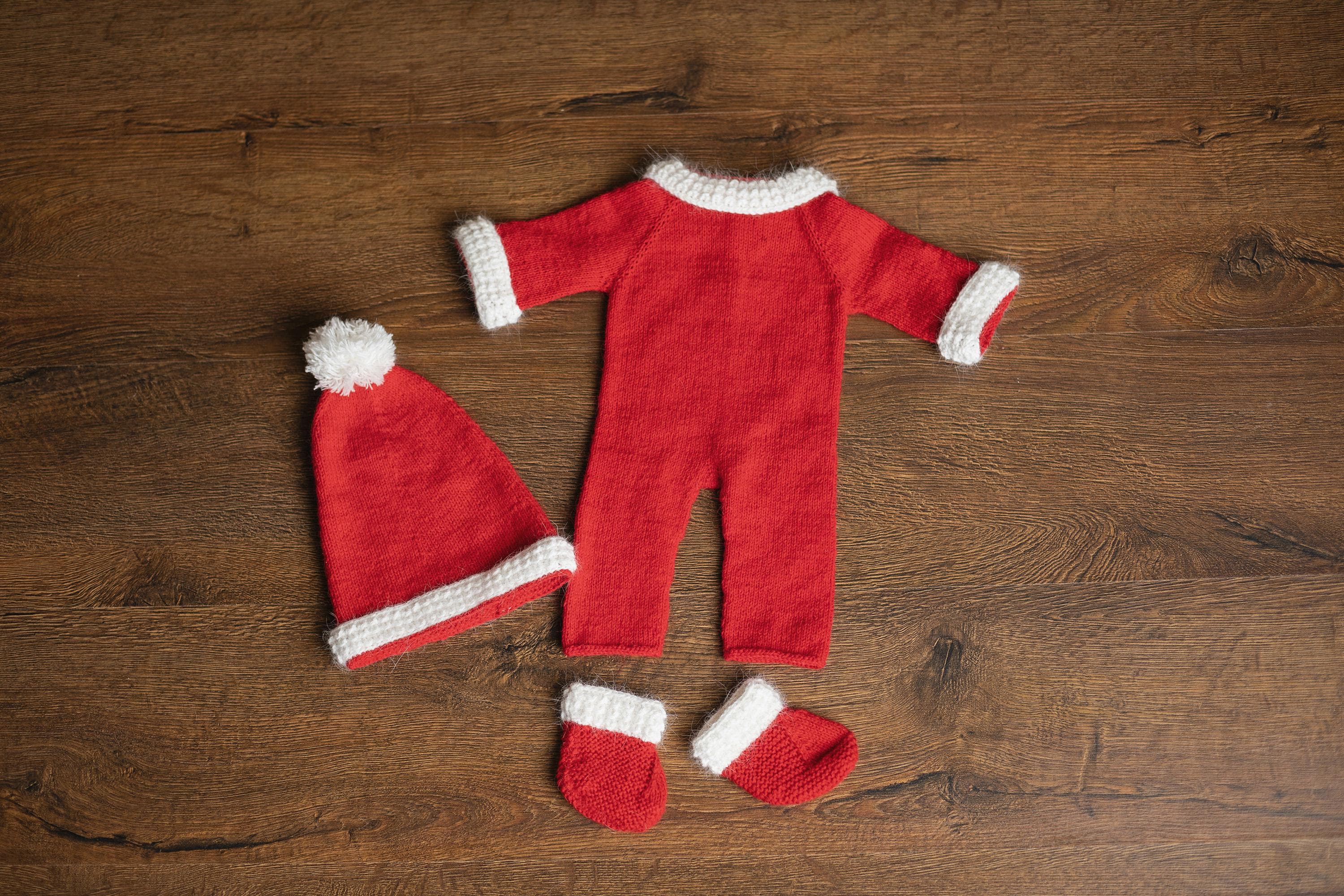 Newborn Santa Claus Outfit, Newborn Christmas Outfit, Knitted Newborn Santa Hat, Newborn Knitted Outfit, Christmas Newborn Photography Props