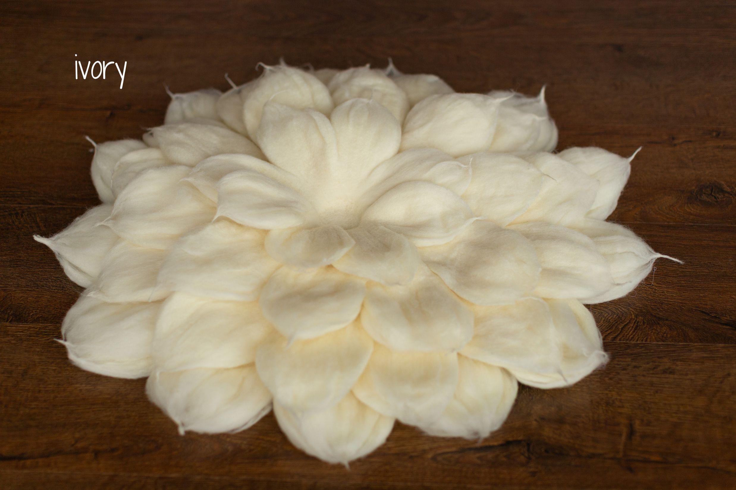 Baby Flower Felt Hat, Flower Newborn Merino Wool Felted Rug Set with Felted Hat for Girl, Newborn Photography props,Newborn Felted Props Set