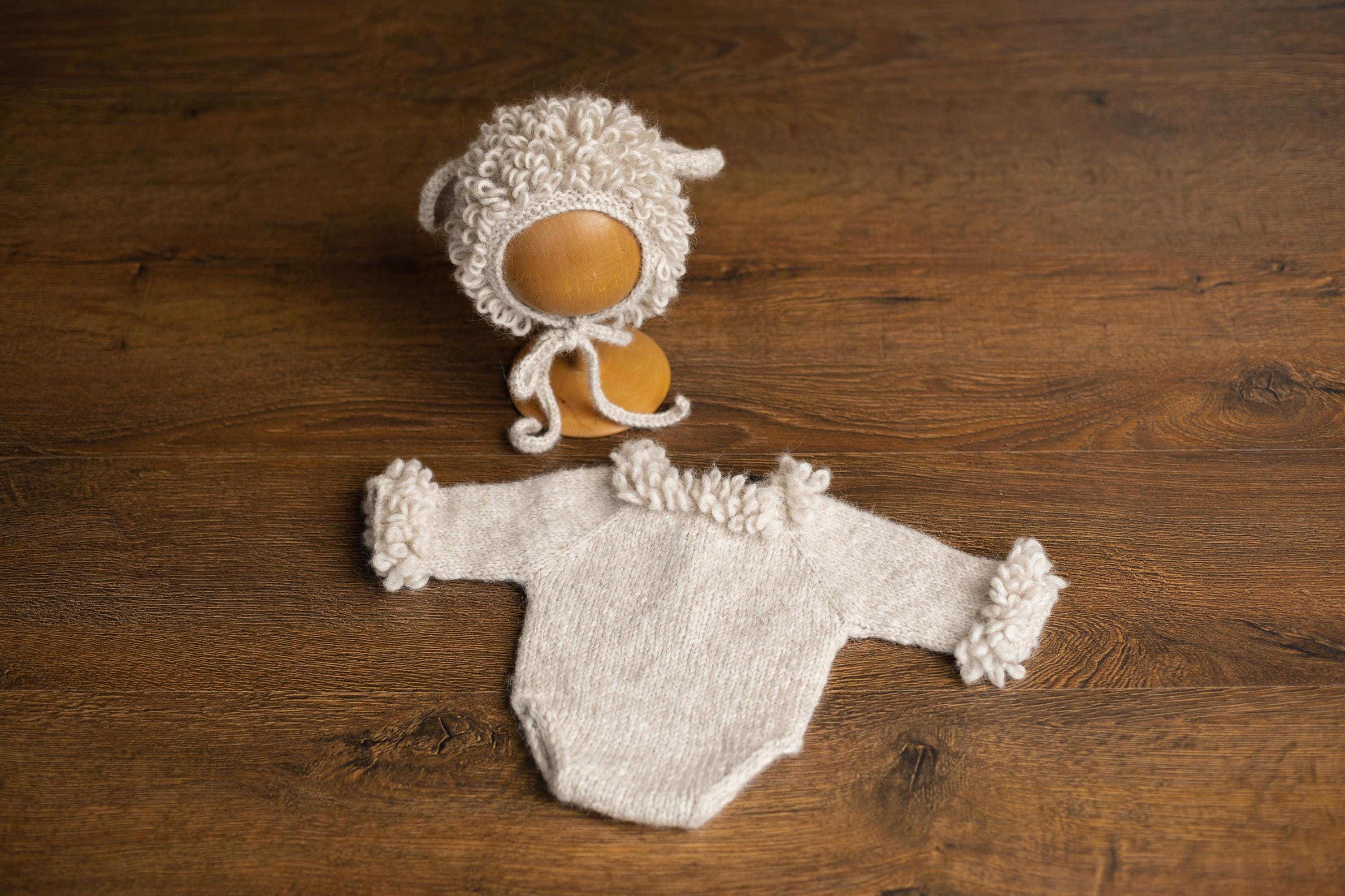 Newborn Sheep Outfit,Newborn Knitted outfit,Newborn Photography prop,Newborn Felt Sheep Toy,First Birthday Outfit,Newborn Coming Home Outfit