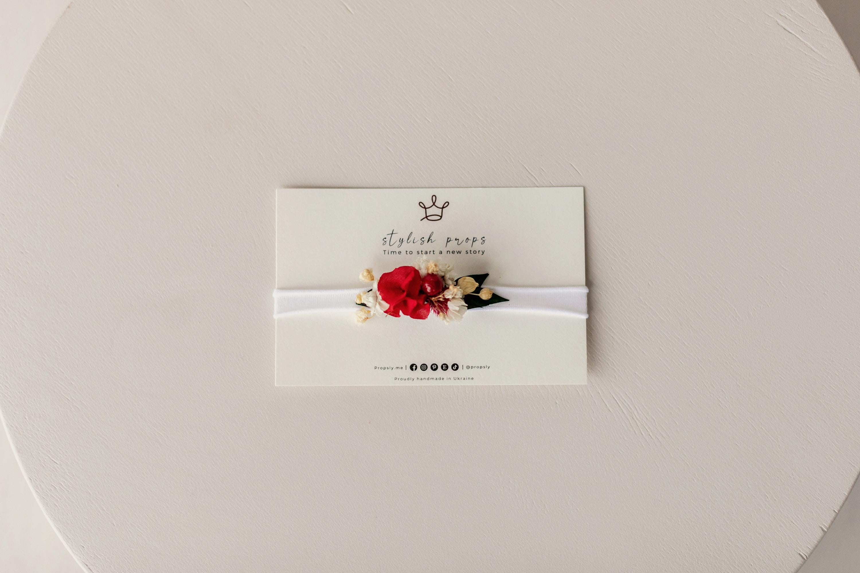 Christmas Newborn Girl Floral Headband, Dried Flower Baby Headband, Christmas Baby Girl Outfit, Holiday Newborn Photo Prop