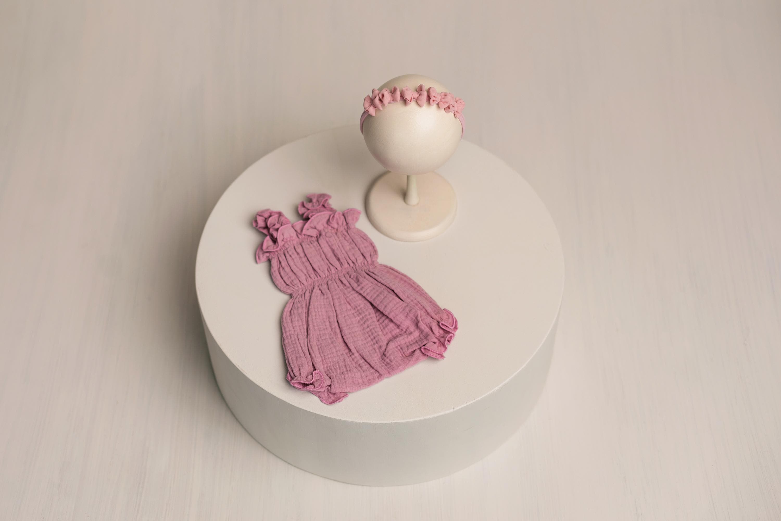 Baby Girl Muslin Romper, Newborn Girl Coming Home Outfit, Lightweight Summer Baby Clothing, Photo Prop and Baby Shower Gift