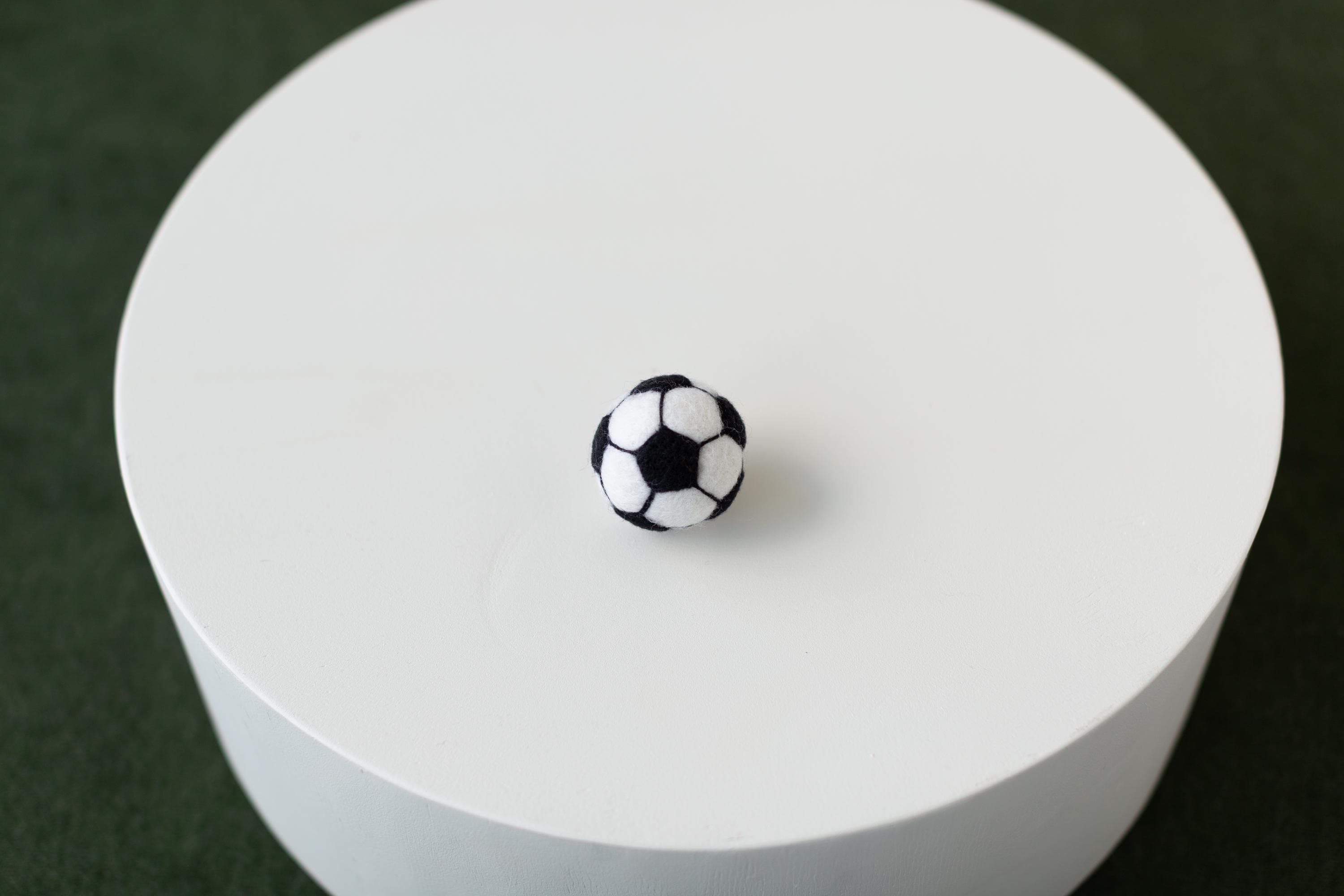 Newborn Soccer Photo Props Set, Baby Football Boots, Felted Wool Ball and Mini Soccer Goal, Sports Newborn Photography Props