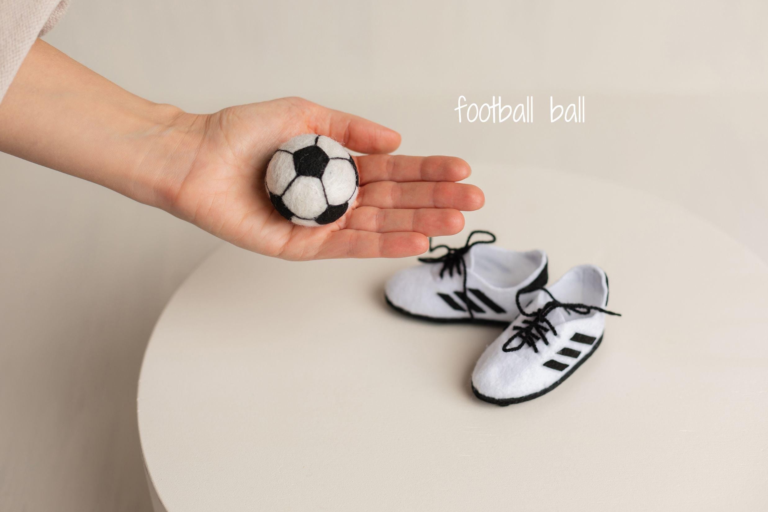 Newborn Soccer Photo Props Set, Baby Football Boots, Felted Wool Ball and Mini Soccer Goal, Sports Newborn Photography Props