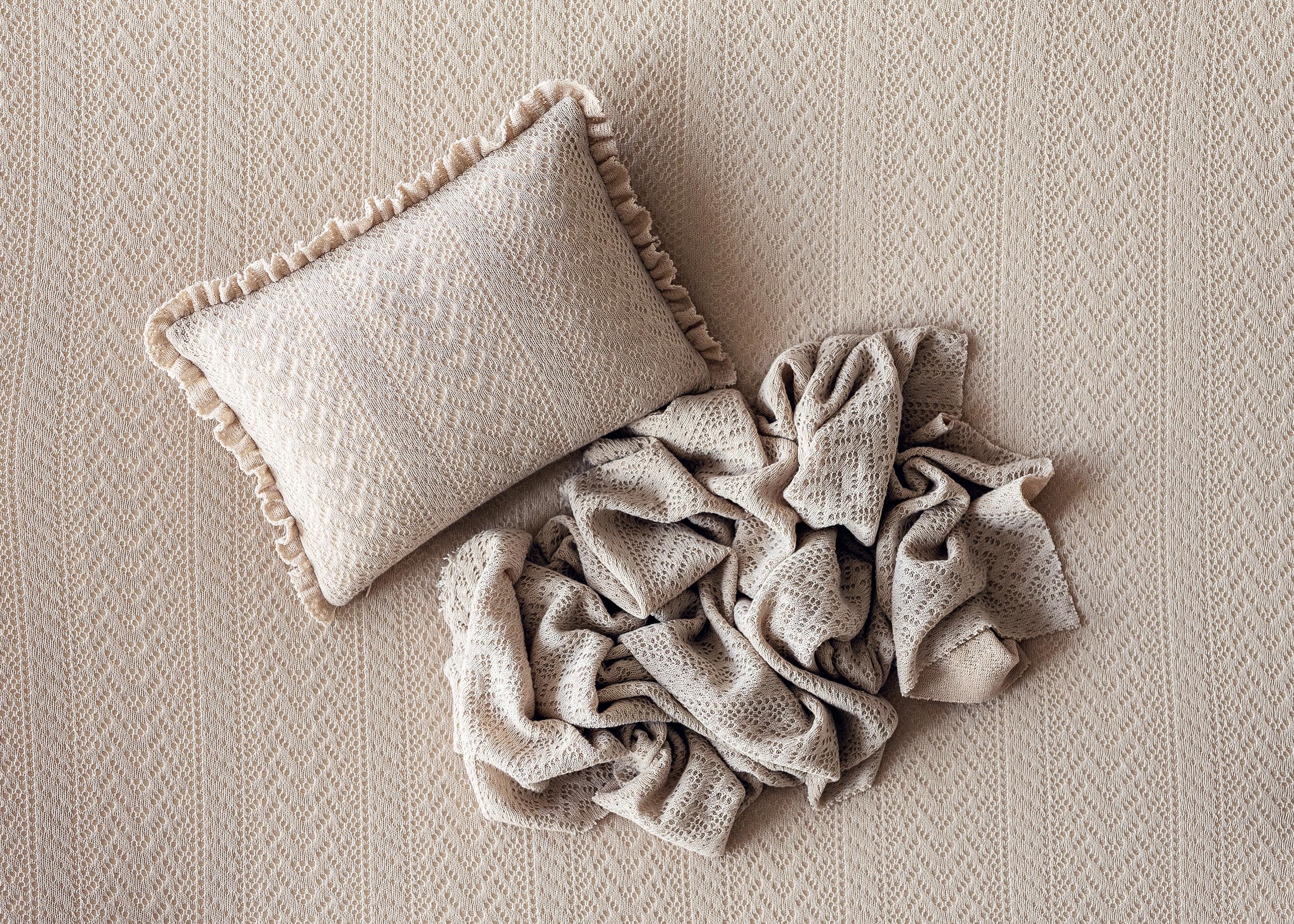Pointelle Knit Newborn Posing Pillow with Ruffles, Newborn Photo Pillow Photography Prop, Beanbag Pillow for Photography