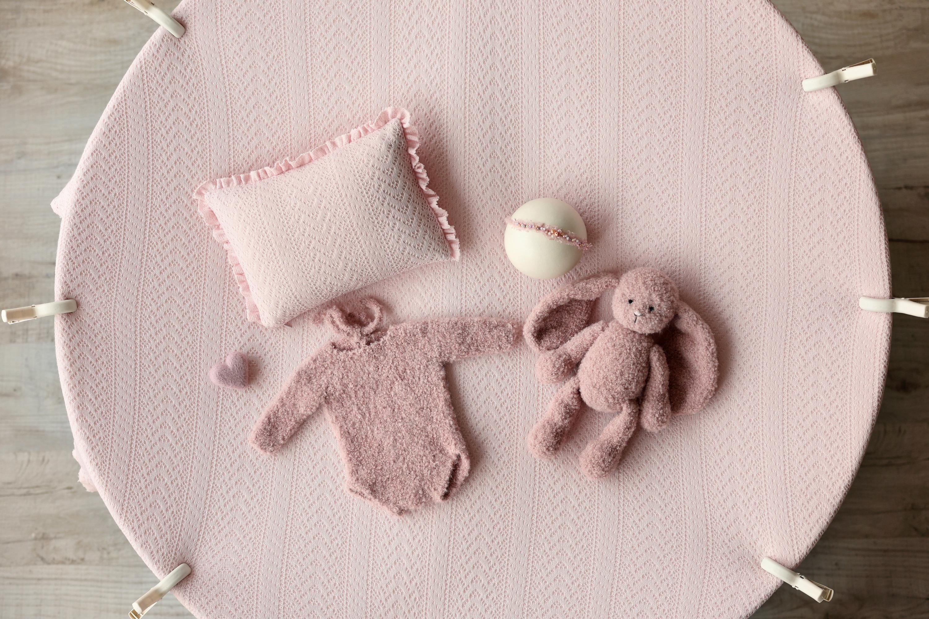Pink Pointelle Knit Newborn Photography Props Set, Newborn Beanbag Backdrop Photo Prop Posing Fabric, Newborn Posing Pillow, Newborn Outfit