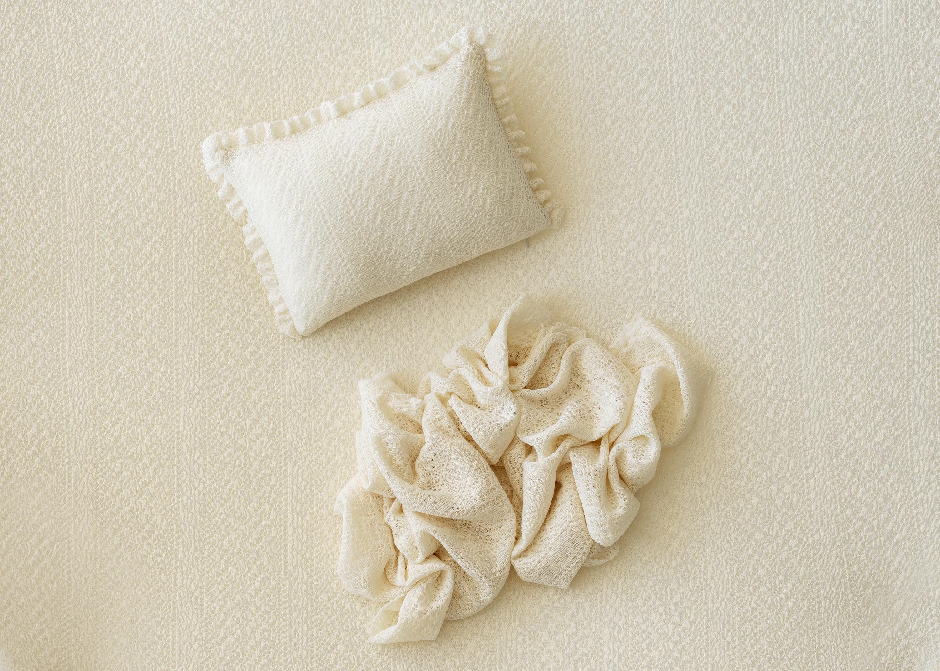 Pointelle Knit Newborn Posing Pillow with Ruffles, Newborn Photo Pillow Photography Prop, Beanbag Pillow for Photography