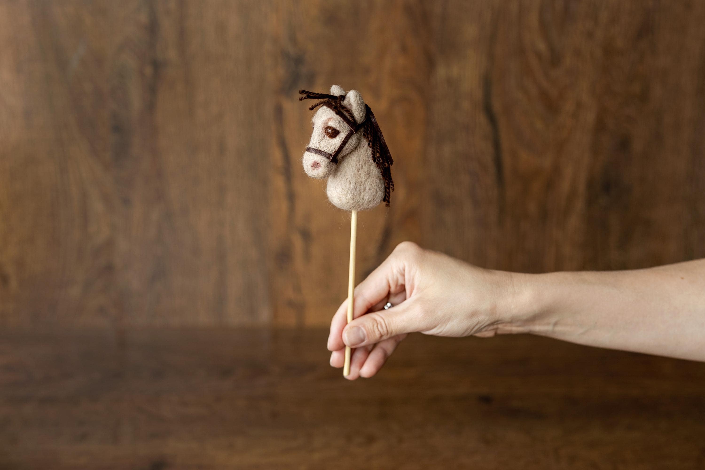 Western Newborn Cowboy Hat and Horse Toy Set, Felted Wool Newborn Photography Props, Baby Cowboy Photo Outfit